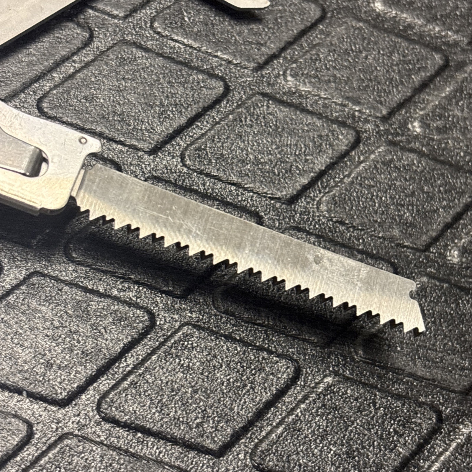 Leatherman Surge Multi-Tool