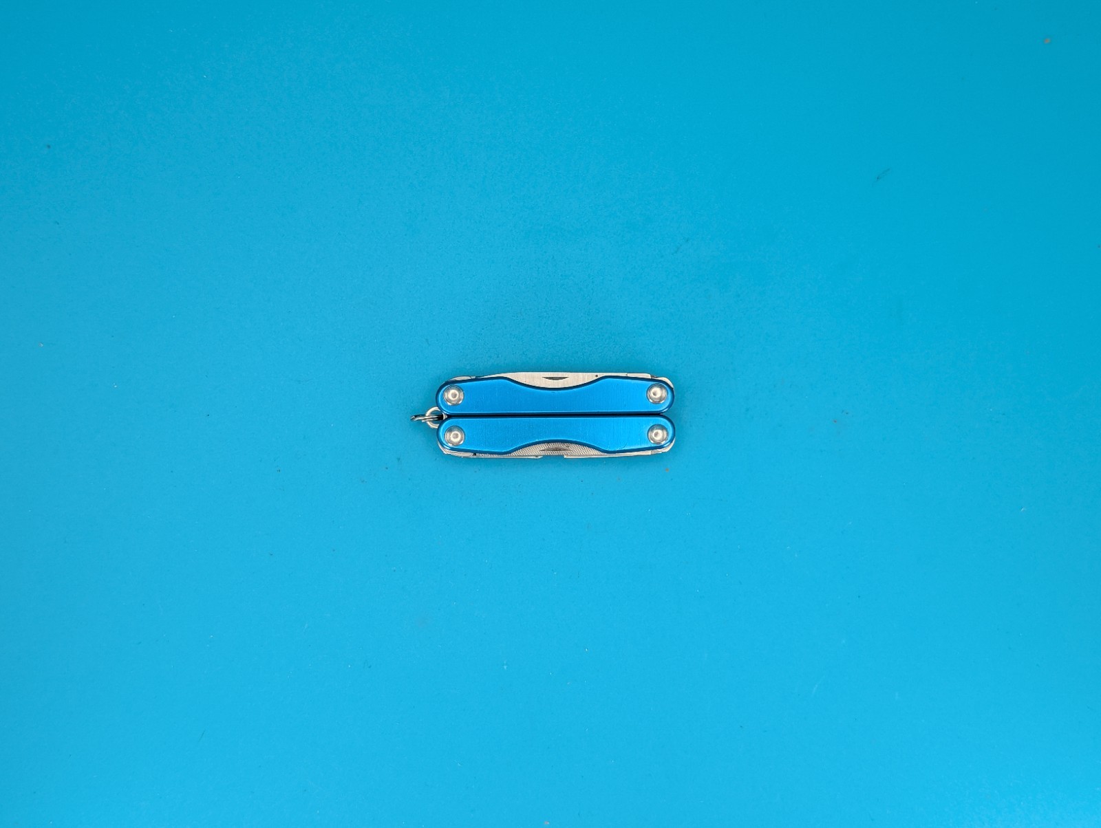 Leatherman Squirt P4 Multi-Tool, Key Ring, Retired, BLUE!