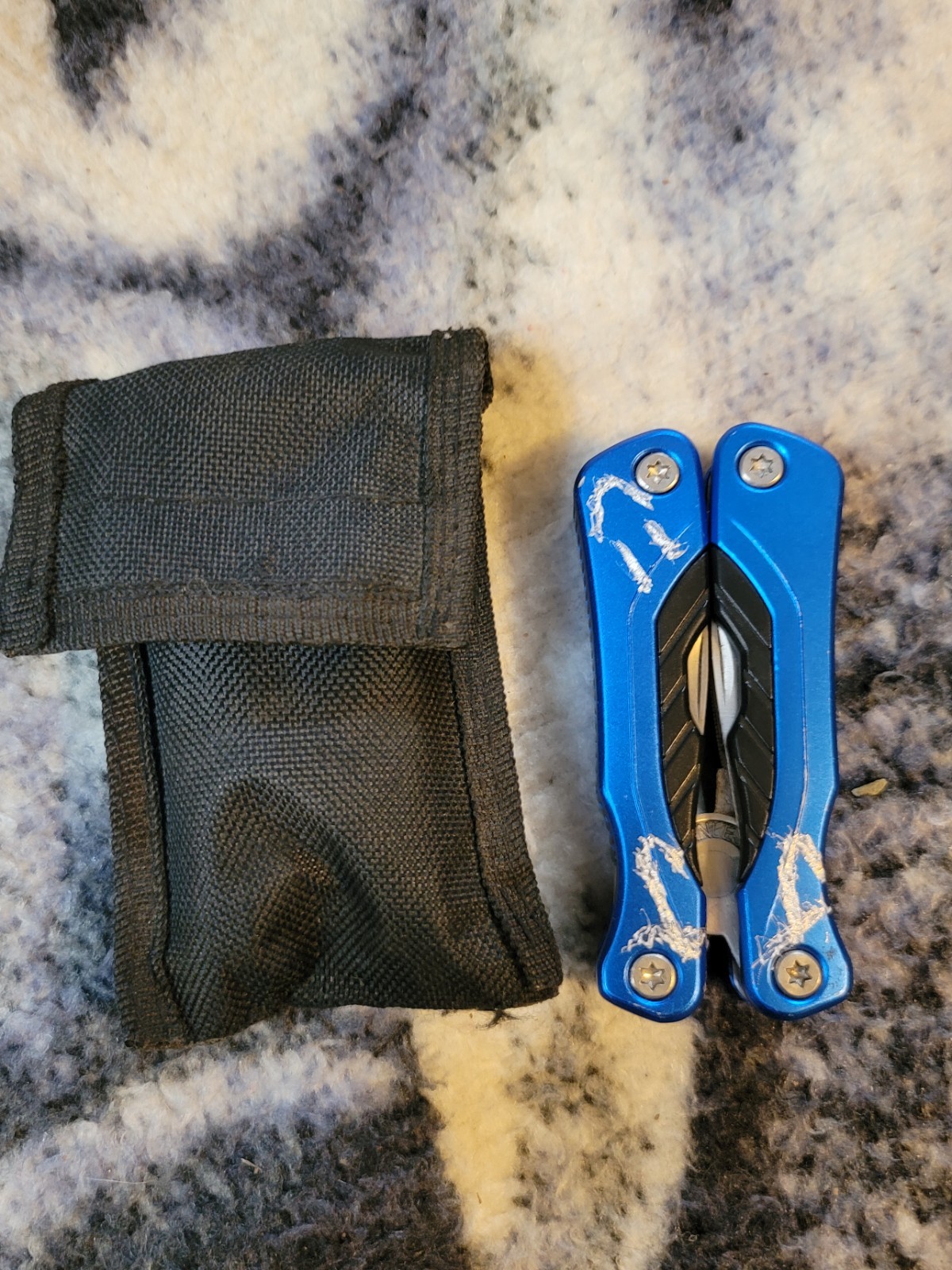 Rapala Fishing Multi Tool Blue Handle Stainless Steel w Nylon Pouch