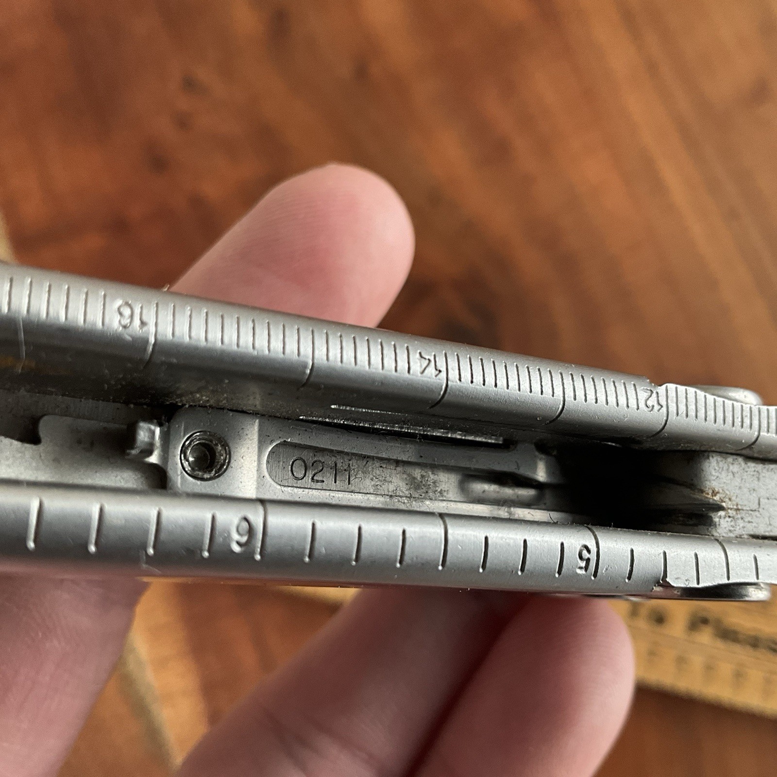 Leatherman WAVE Multi-Tool Date Code 0211 (Feb 2011)