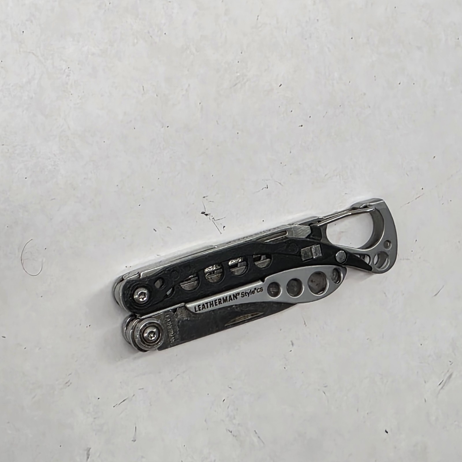 Leatherman Style CS Black Multi-Tool Carabiner tweezers, Retired