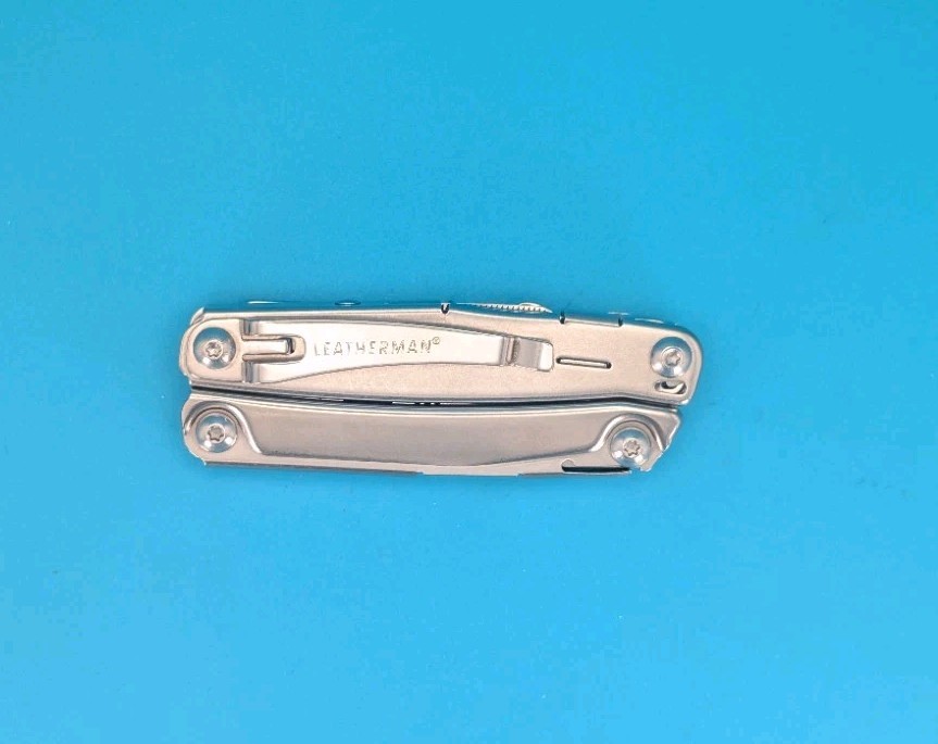 Leatherman Bolster 13 Tool Stainless Steel Multi-Tool!