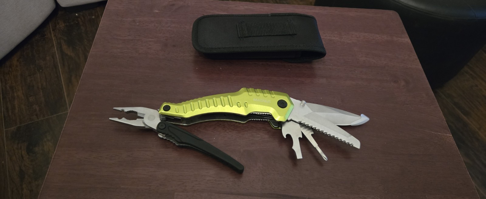 Kilimanjaro Magnus Multi Tool w/ OEM Pouch — Tested/Working
