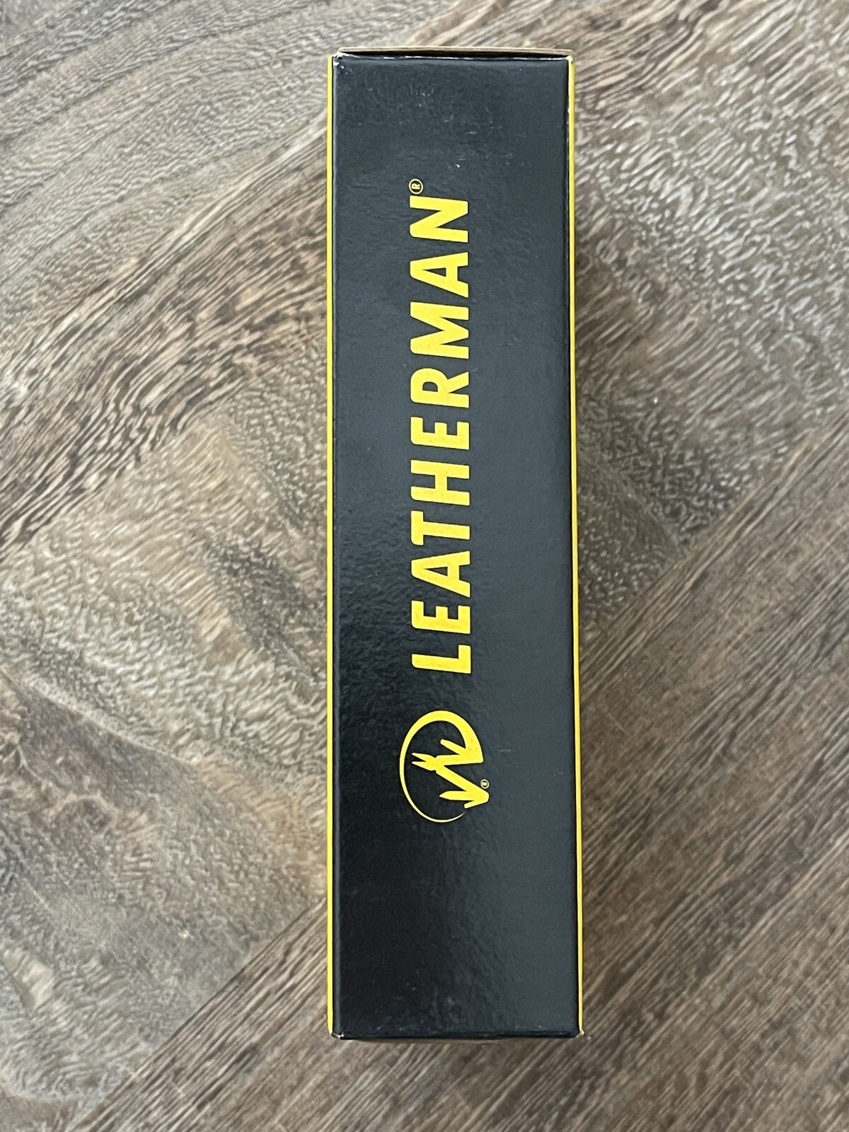Leatherman Freestyle multitool with classic vintage design box. Discontinued