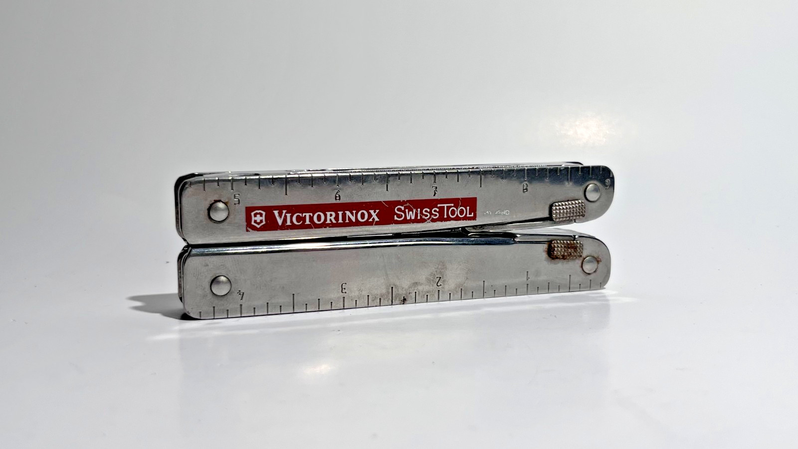*Very Rare* Early Production Run Victorinox Swisstool Swiss Army Multitool