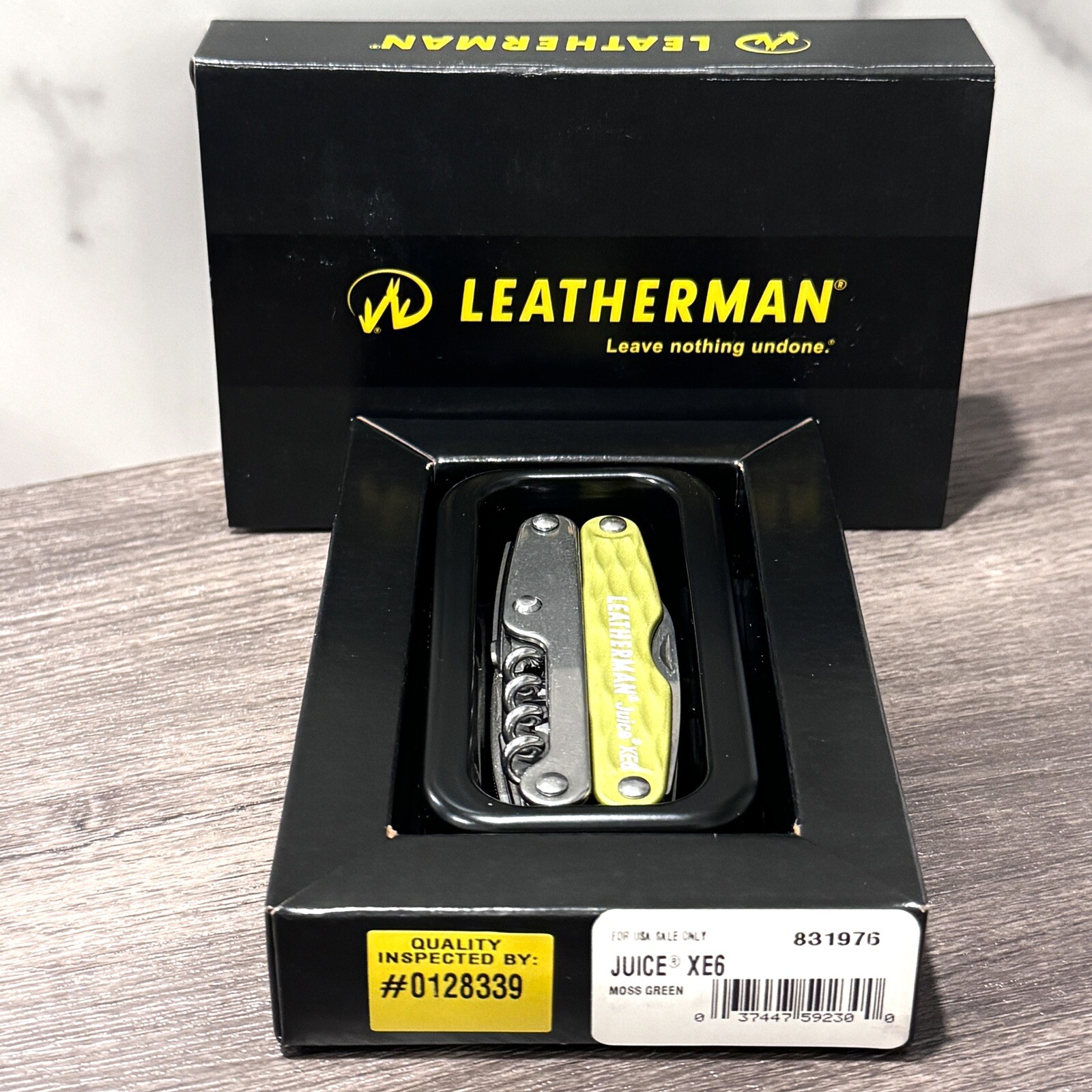 Leatherman Juice XE6 Moss Green Multi Tool. Gift vintage box