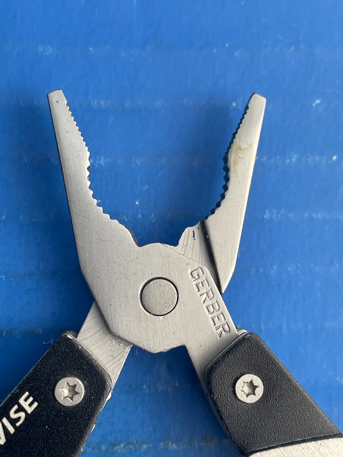 Gerber Vise Black Aluminum Handle Mini Multi-Plier 7 Tool