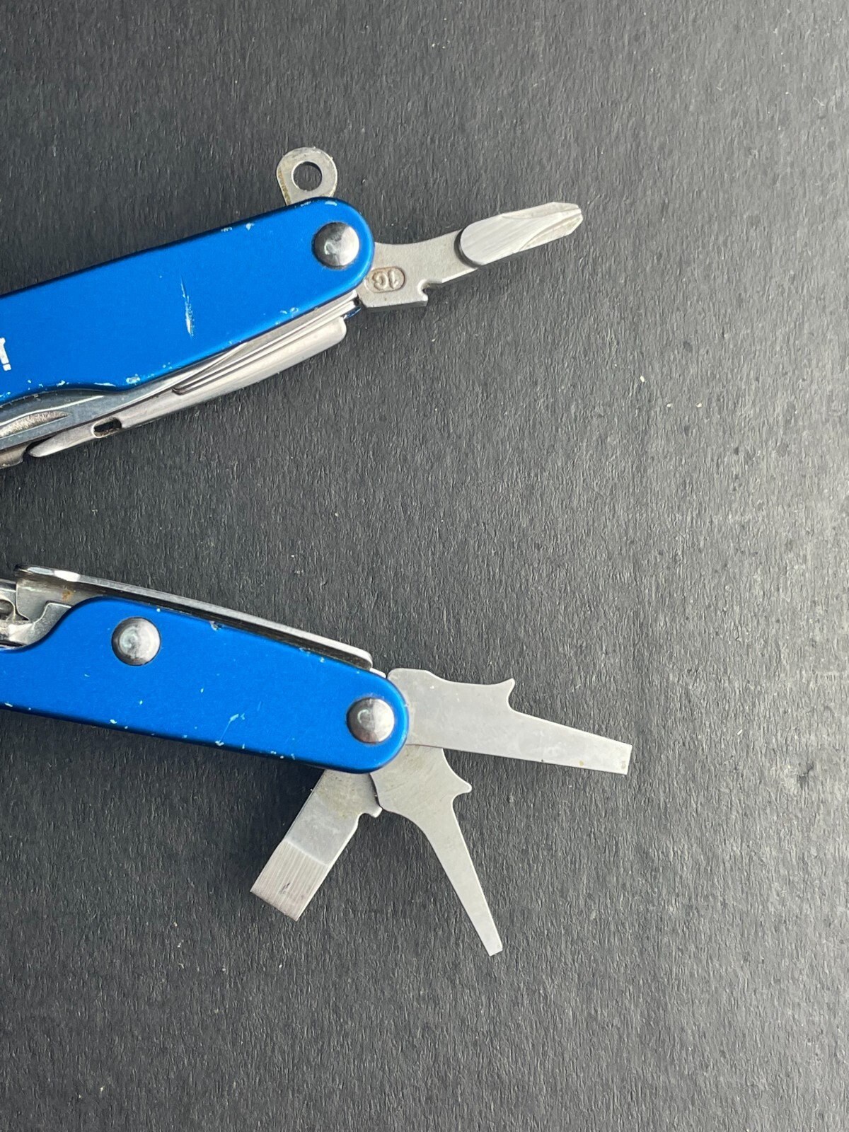 Leatherman Juice CS4 Multi Tool – Various Colors