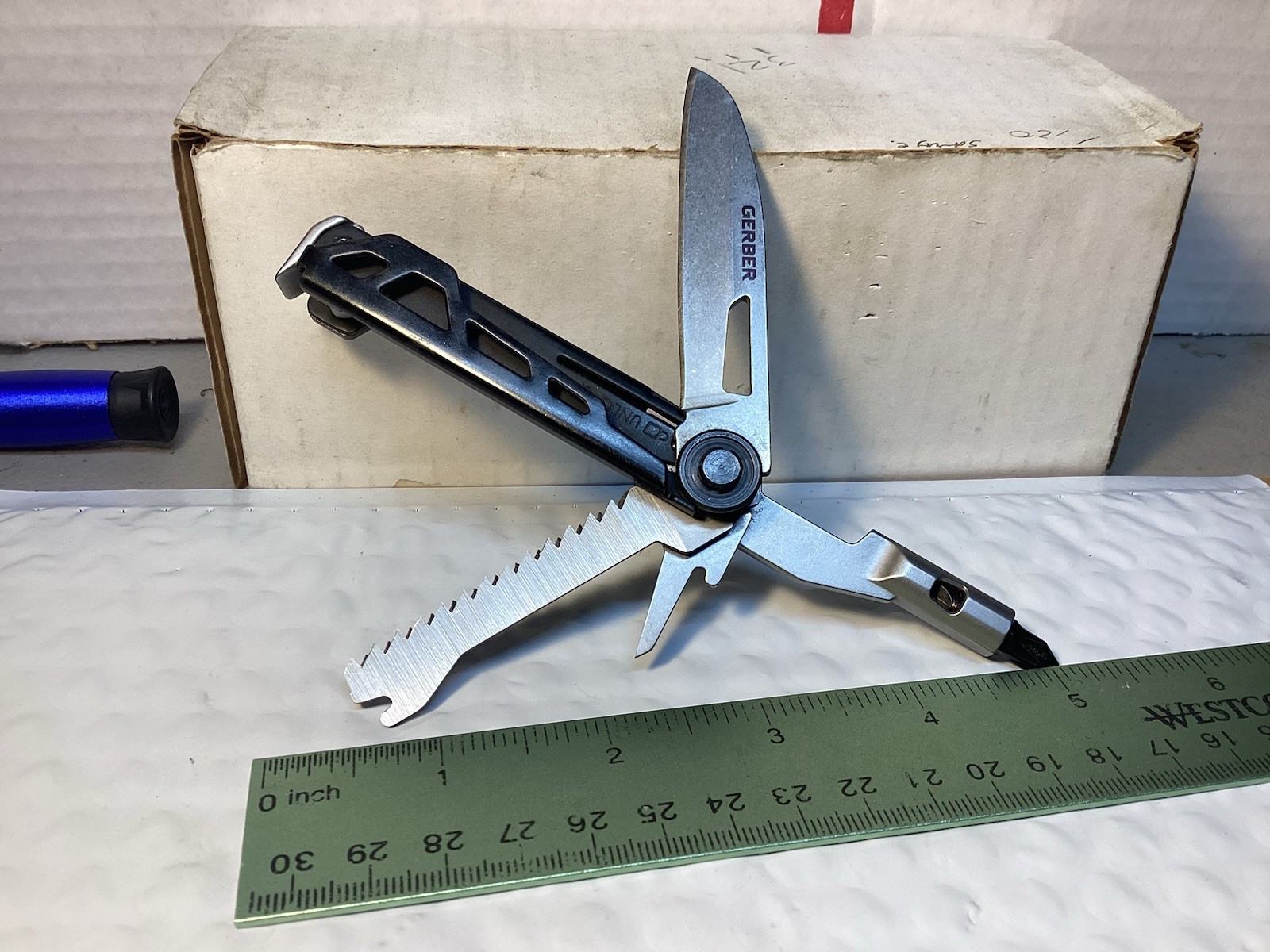 Gerber Armbar Trade Onyx Black Multi-Tool, Knife, Bit Driver, Saw.. 007-01