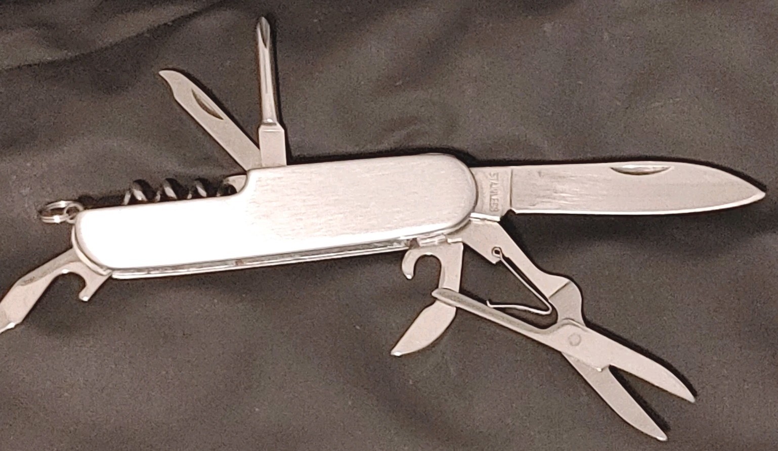 8 Function Stainless Steel Multitool Pocket Knife TX Rangers Women’s Club