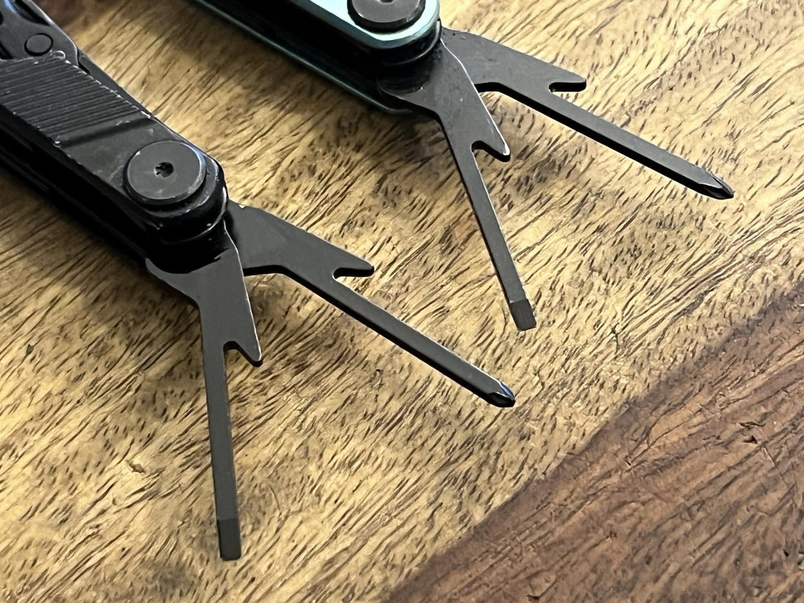 Gerber Armbar Mini Drive Multi-Tool 8-in-1 Bit Driver Excellent Condition Lot 2
