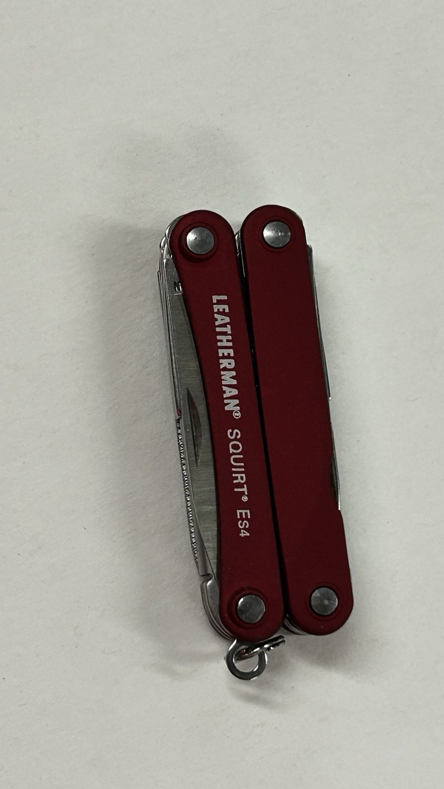Leatherman Squirt ES4 Multi-Tool Knife Wire Strippers Discontinued Red – Unused