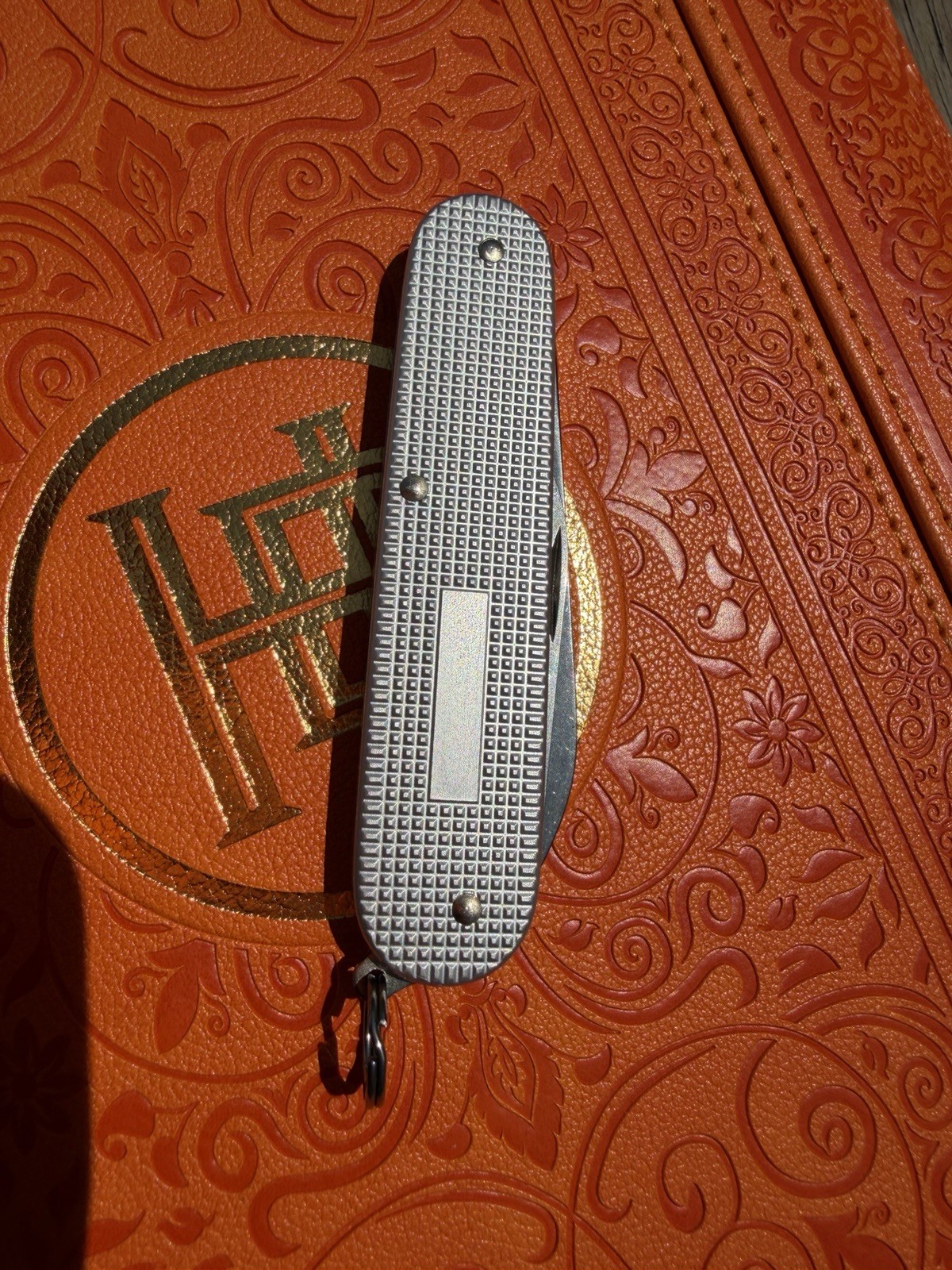 Rare Victorinox Sussie Officer’s Classic Alox 58mm Multi-Tool Switzerland Made