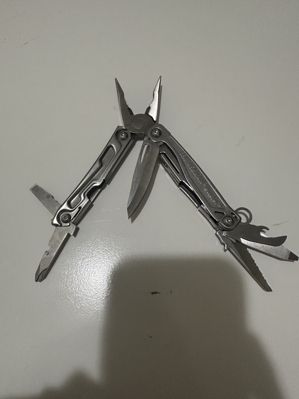 Leatherman Bolster 13-in-1 Multi-tool Folding Pocket Knife with Pliers Stainless