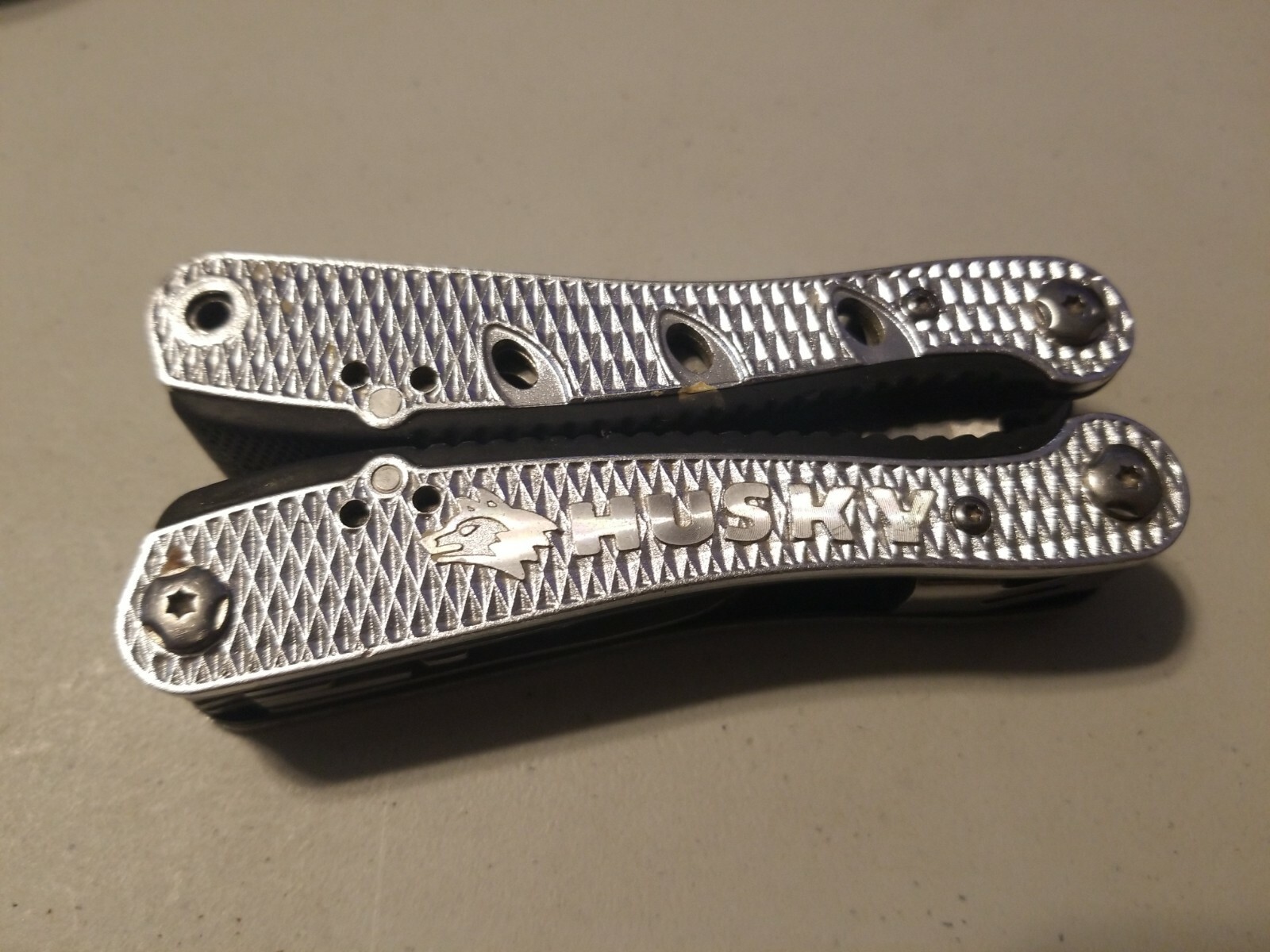 Husky 14 In 1 Multi-tool USED SILVER