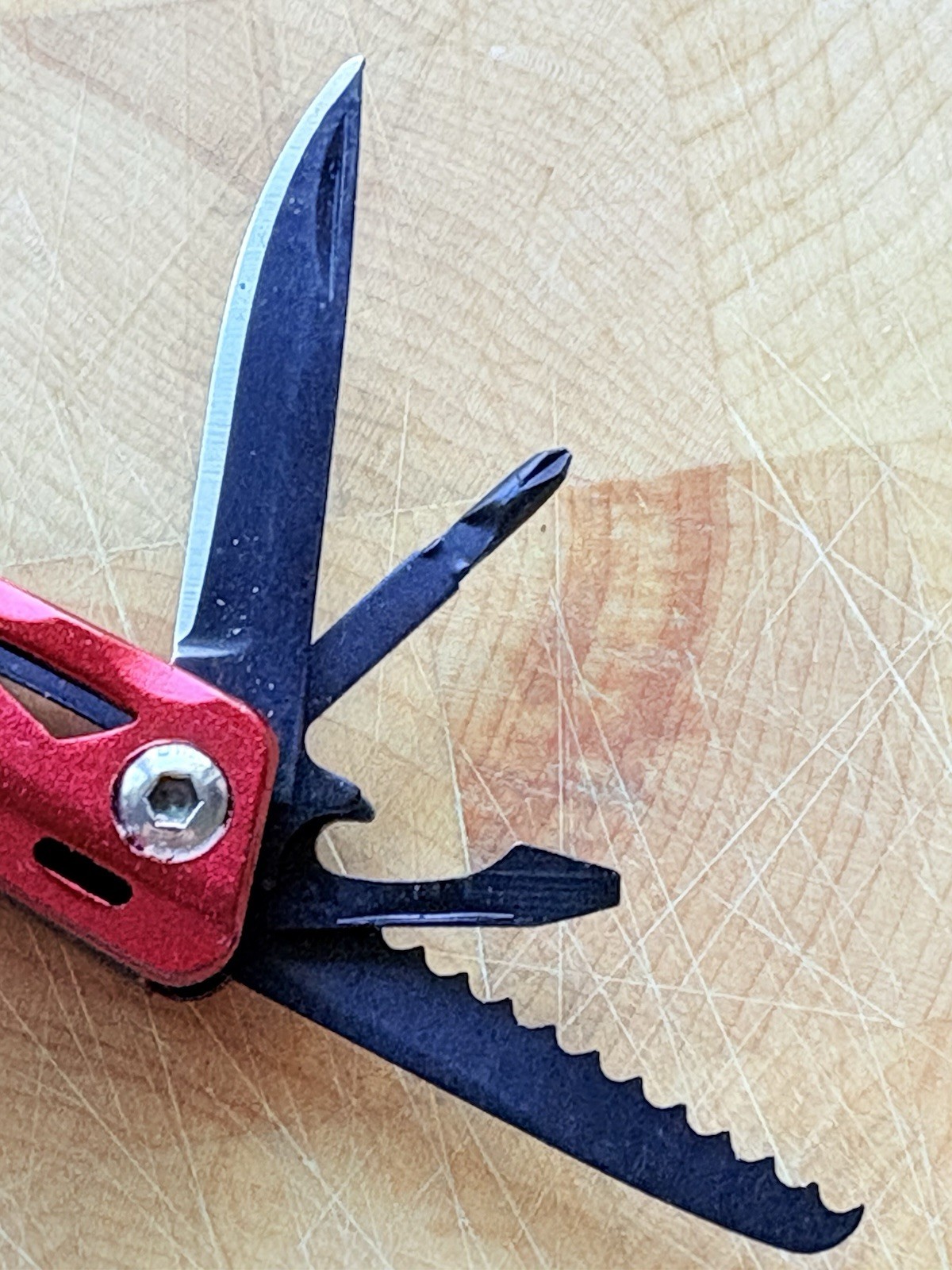 SNAP-ON Multi Tool Black Stainless Steel Red Handle Easy Grip 9-in-1 NICE !!