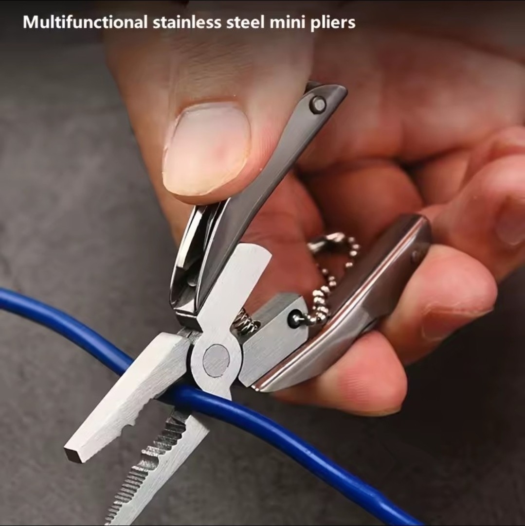 Mini Keychain Multi-Tool Pliers EDC Pocket 7-in-1 Stainless Steel Survival Tool