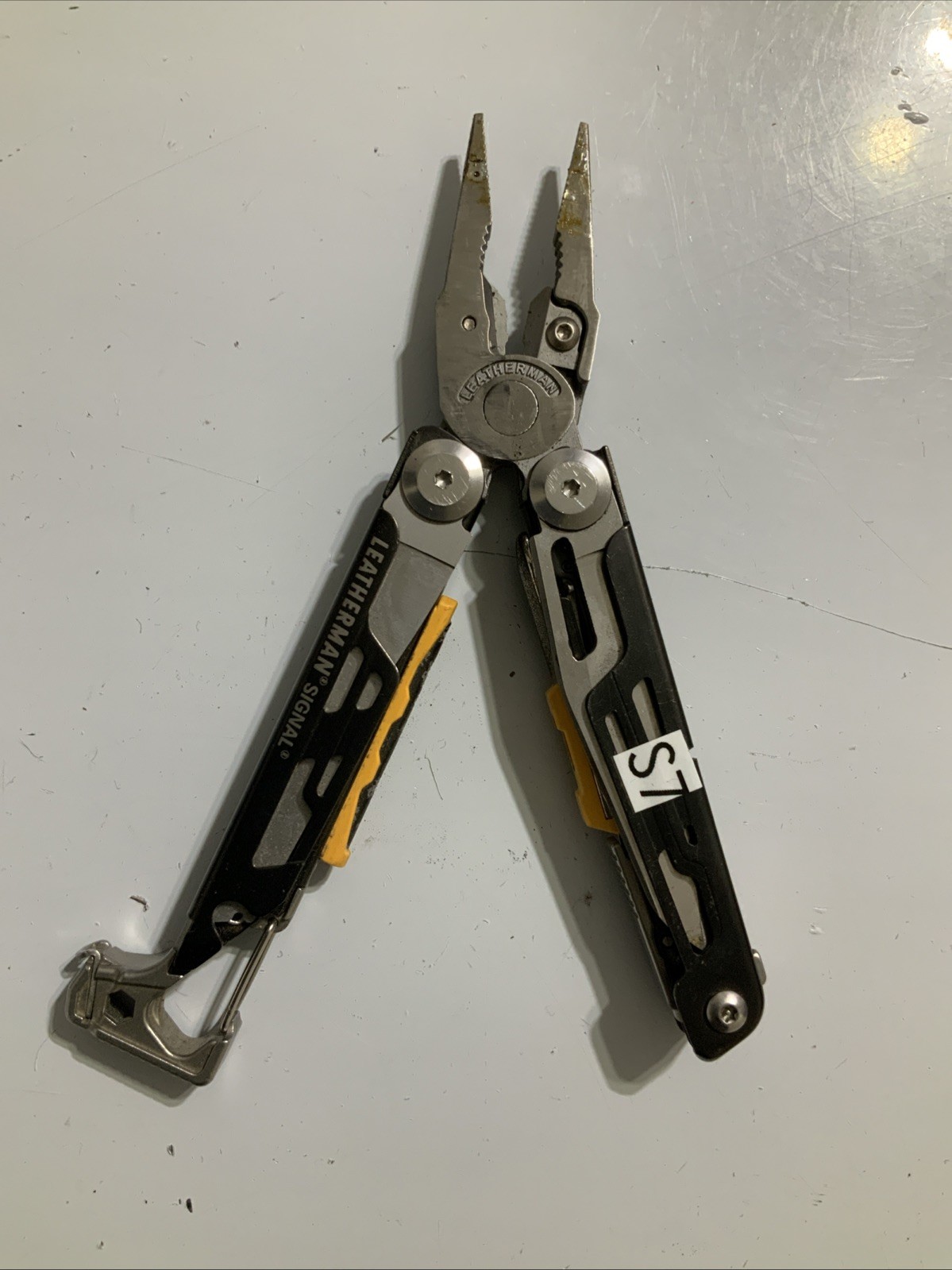 LEATHERMAN Signal Multi-Tool! – S7
