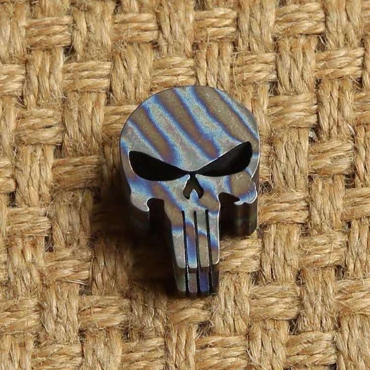 EDC Flame TC4 Titanium Punisher Skull Parachute Cord Lanyard Bead Pendant DZ-01F