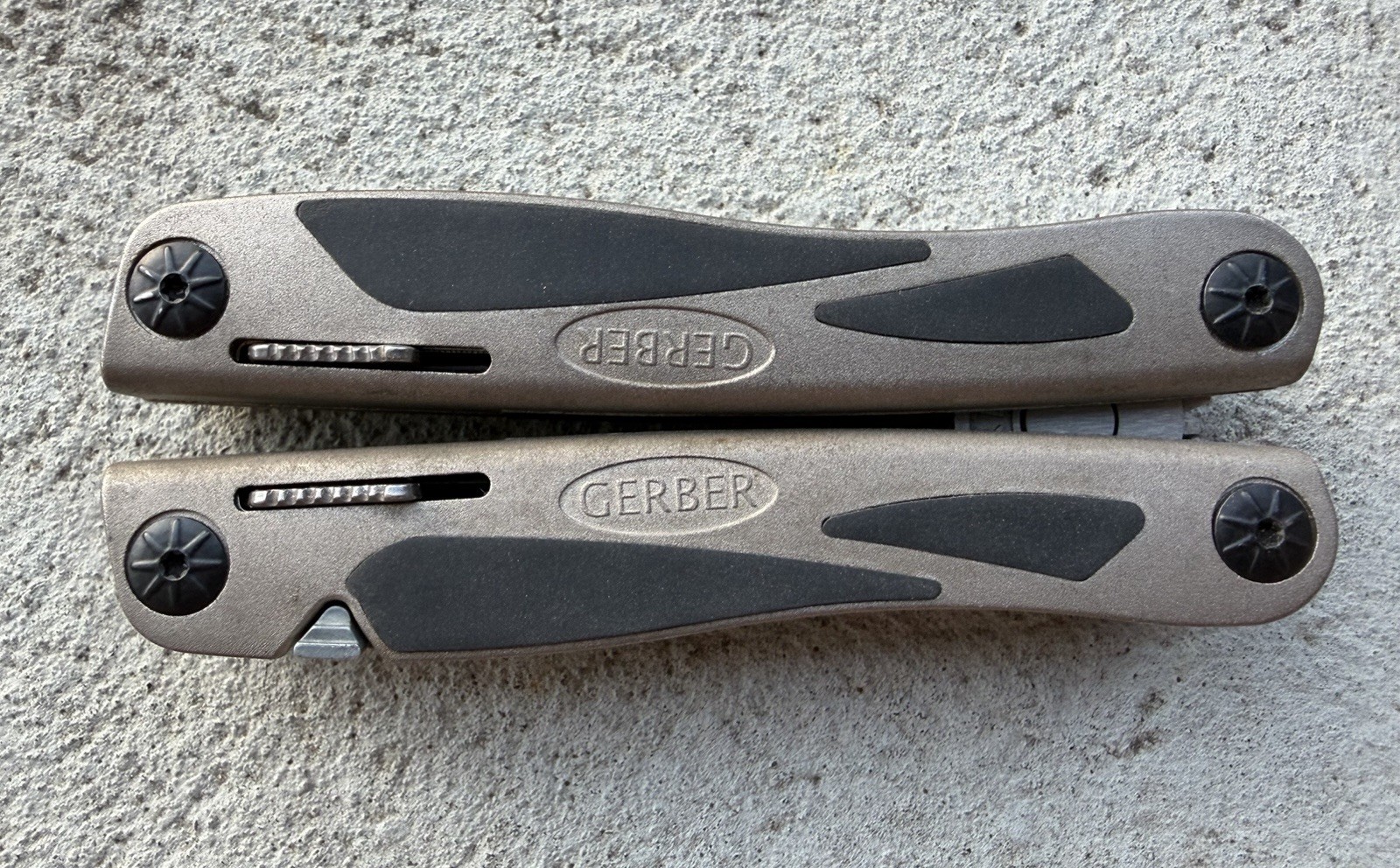 GERBER MULTI PLIER MP800 USA LEGEND FOLDING MULTI TOOL KNIFE 066V GOOD CONDITION