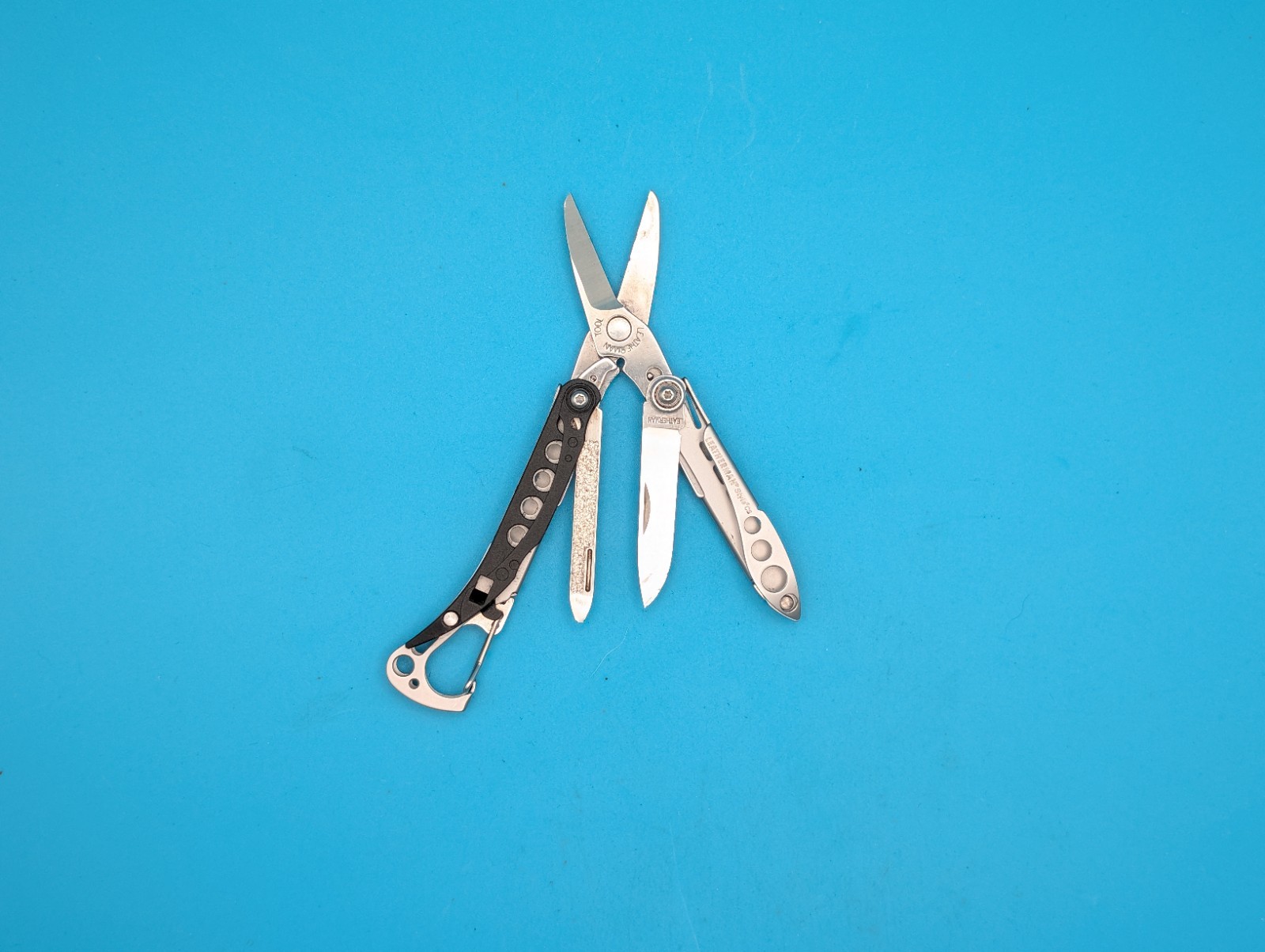 Leatherman Style CS Black Multi-Tool! FAST SHIPPING! *MISSING TWEEZERS*