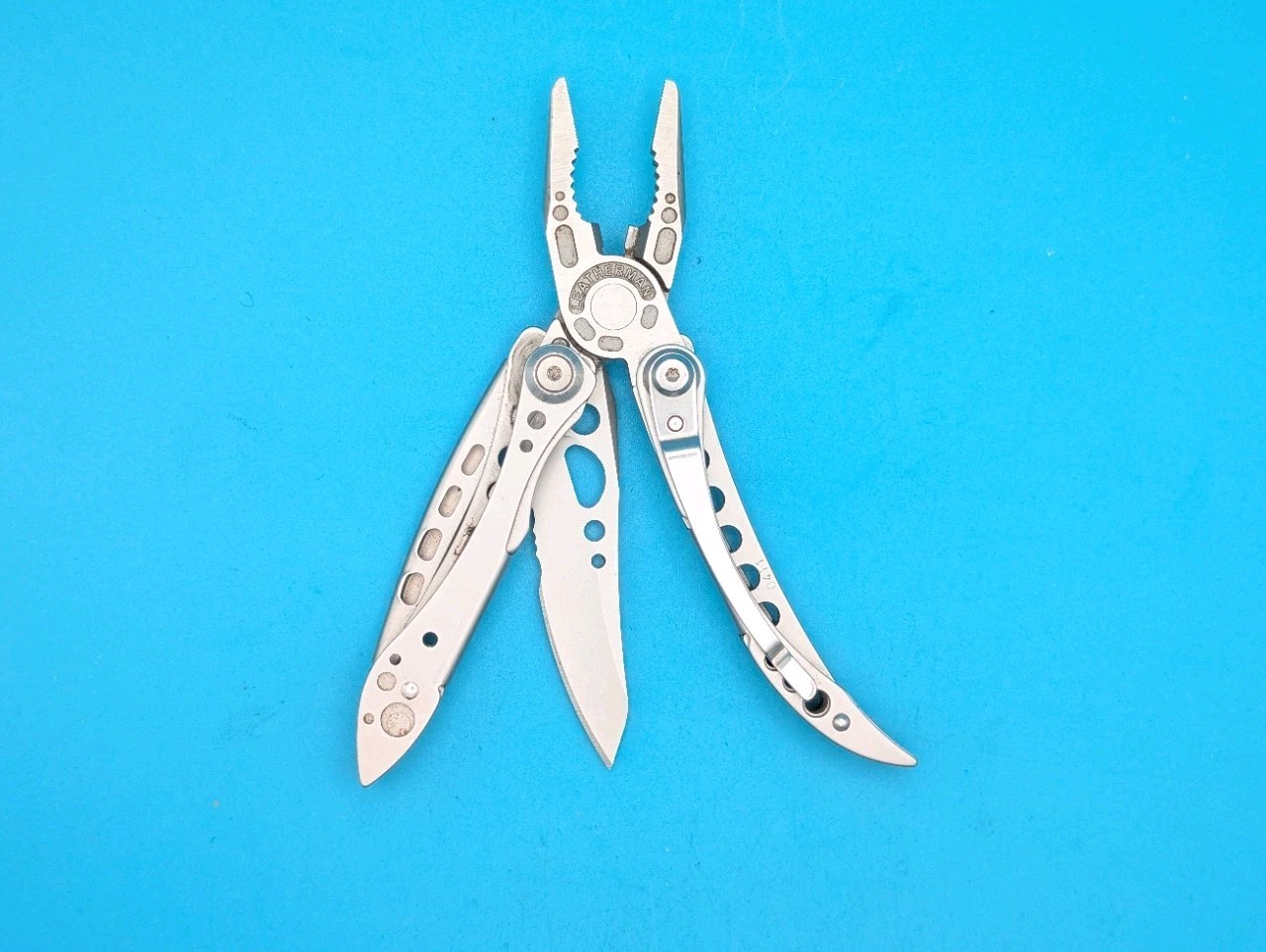 Leatherman Freestyle Multi-Tool – Discontinued – FAST SHIPPING!