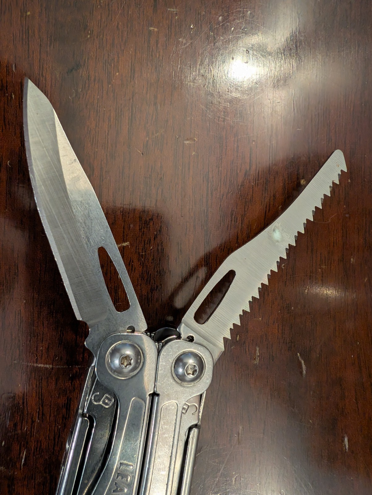 Leatherman Sidekick Multi-Tool, Knife, Pliers, Saw, EDC A