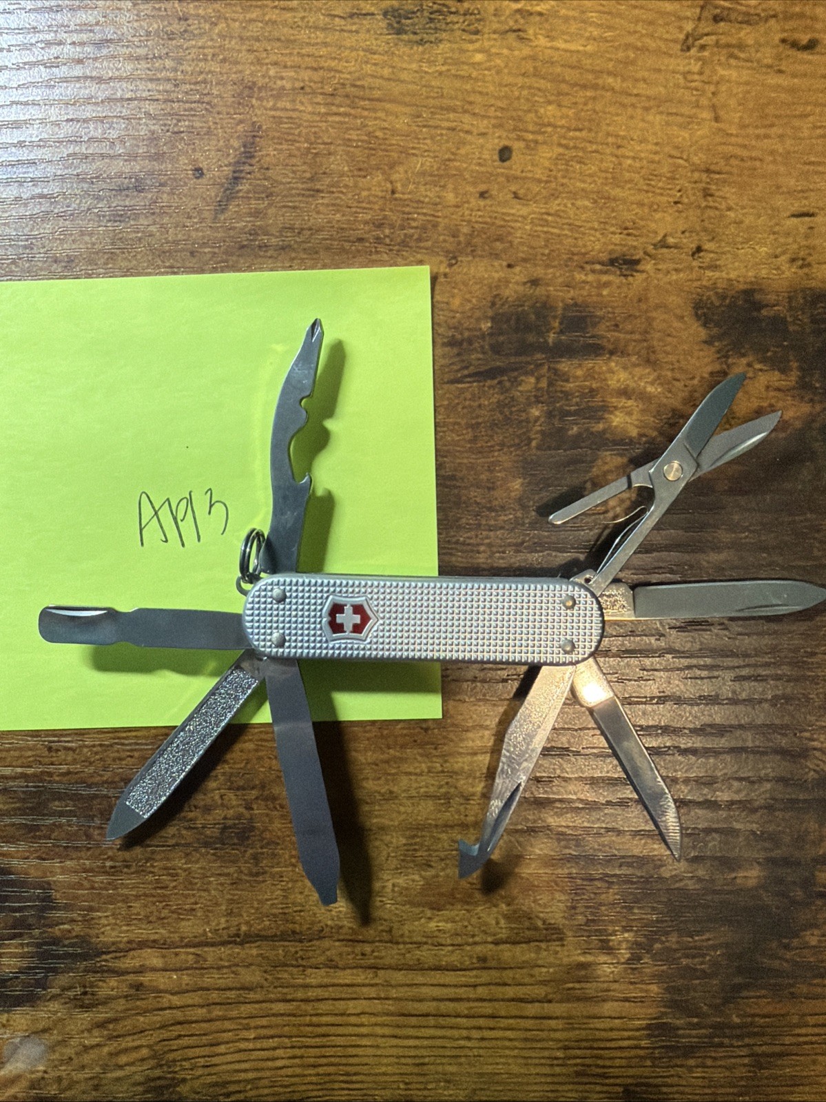 Victorinox Mini Champ Silver Alox – Swiss Army Pocket Knife 58 mm – 14 Tools