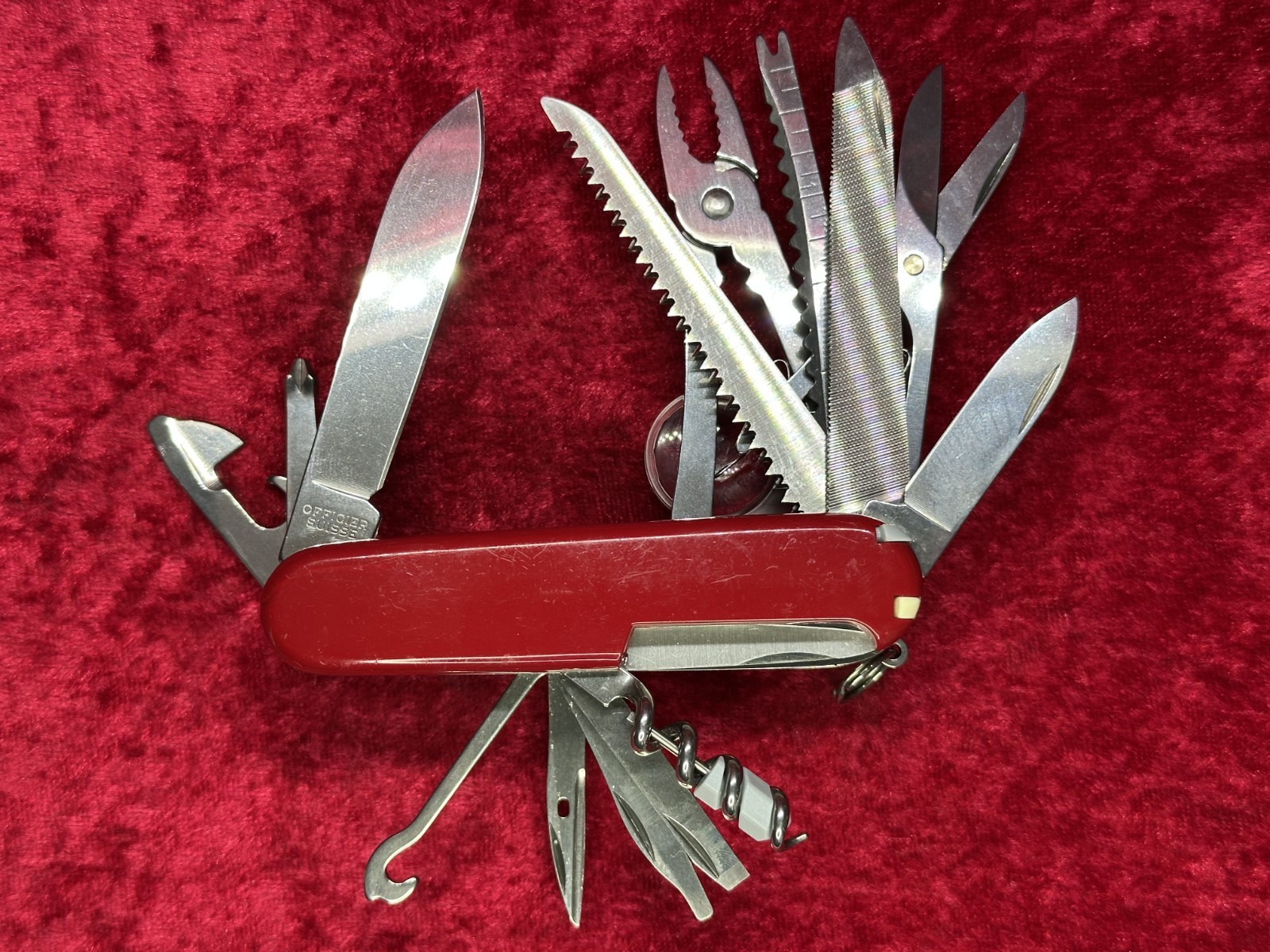 Victorinox SwissChamp Red Swiss Army Knife 91mm 33 Function 22 Tool 8 Layer(688)