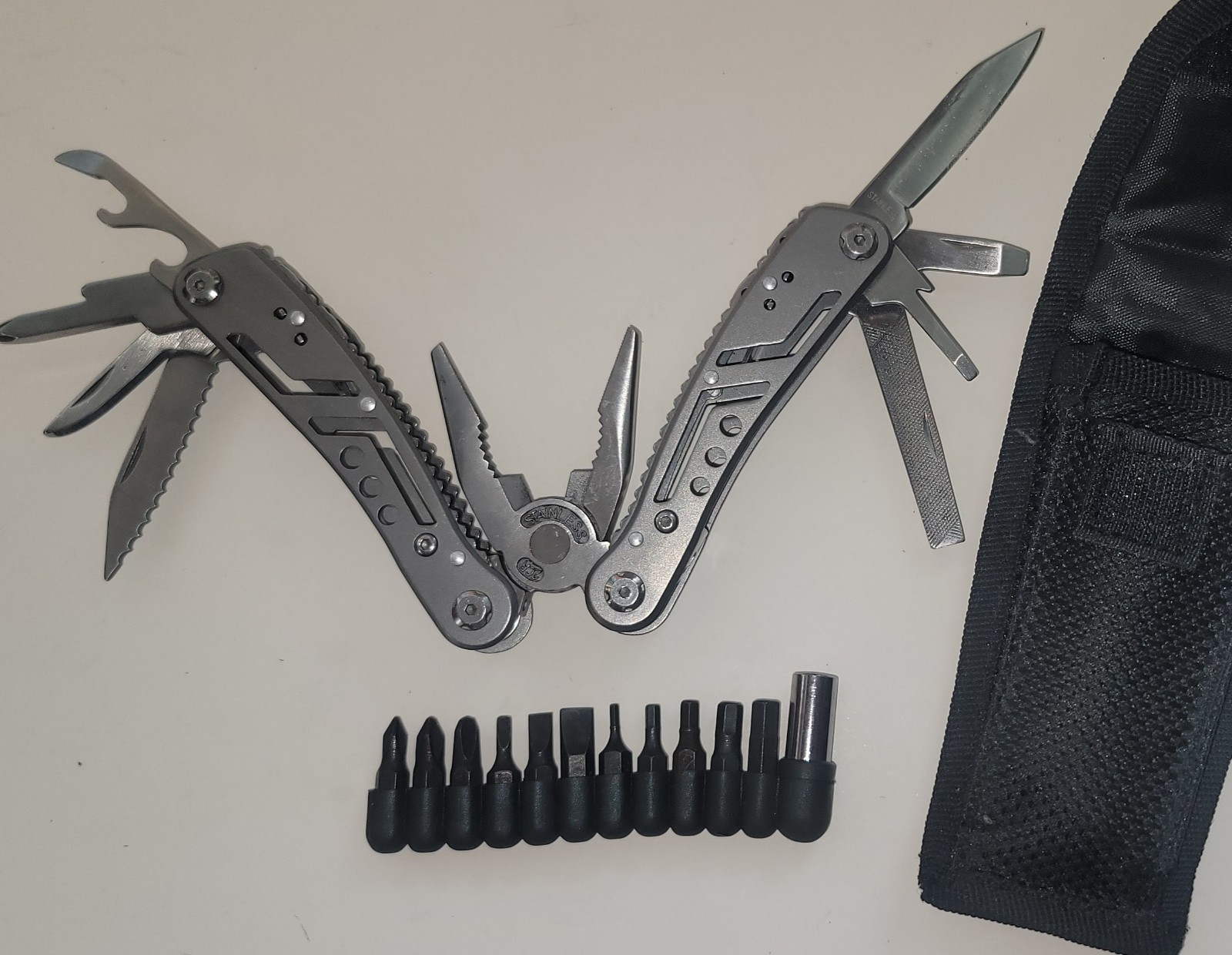 Grand Way 13-In-1 Stainless Steel Multi-Tool Pliers With Case