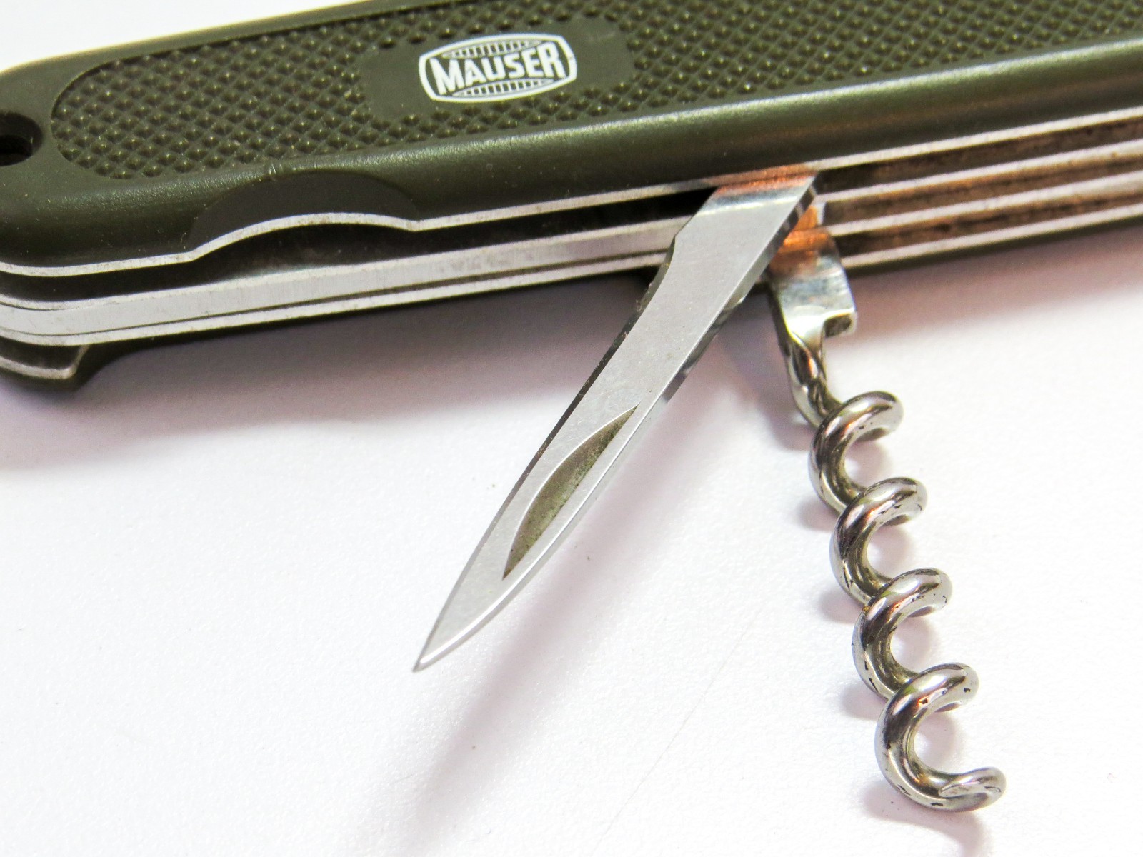 Nice Victorinox 108mm Vintage Mauser Swiss Army 5-Blade Pocket Knife