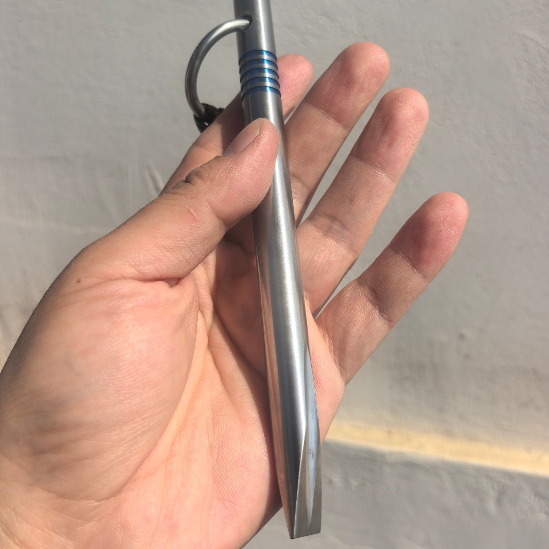 EDC Tool Multi Survival TC4 Titanium alloy Pry bar. Solid, Diameter1.3cm