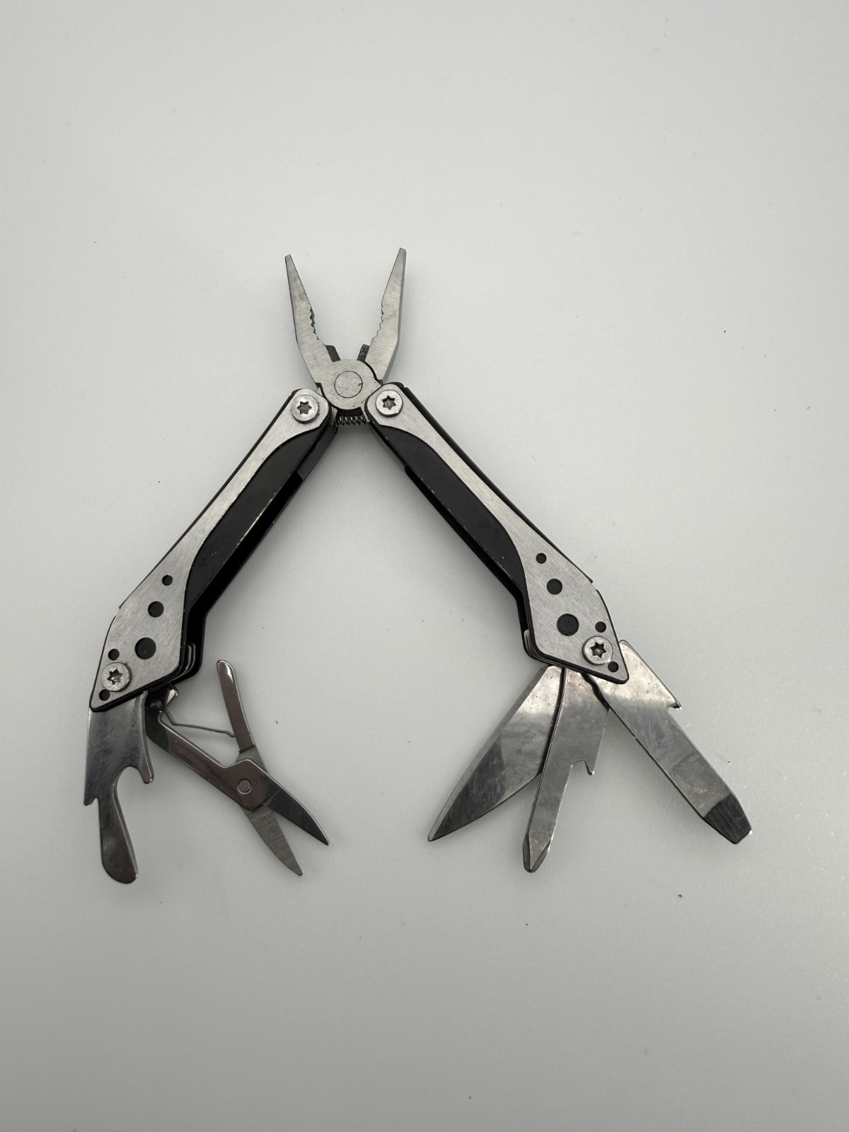 Cabela’s Multi Tool Pliers Knife Scissors Screwdrivers Bottle Opener EDC