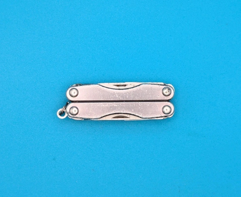 Leatherman Squirt S4 Multi-Tool, Key Ring, Retired, GRAY! WORN BLADE