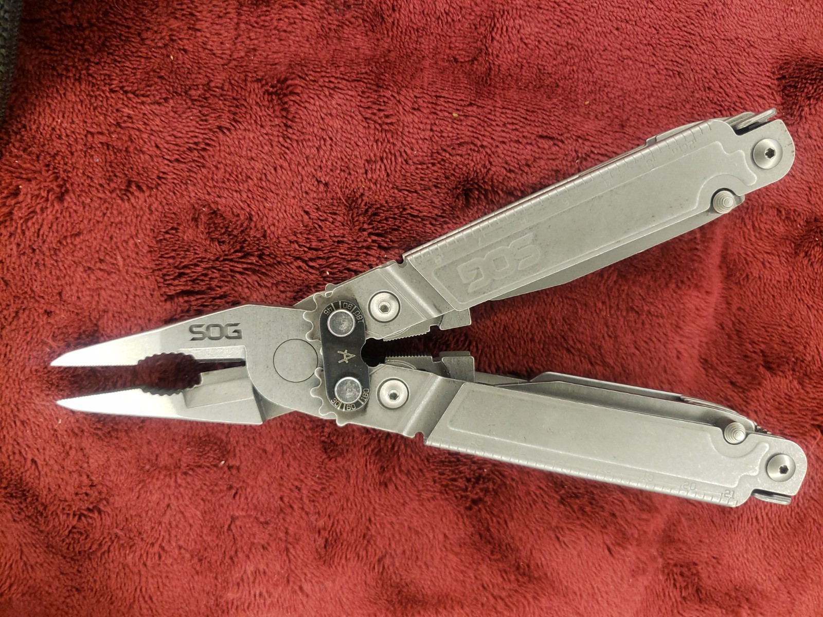 PowerAccess Assist MT – Stonewash Multi tool Stainless with Bit set and Sheath