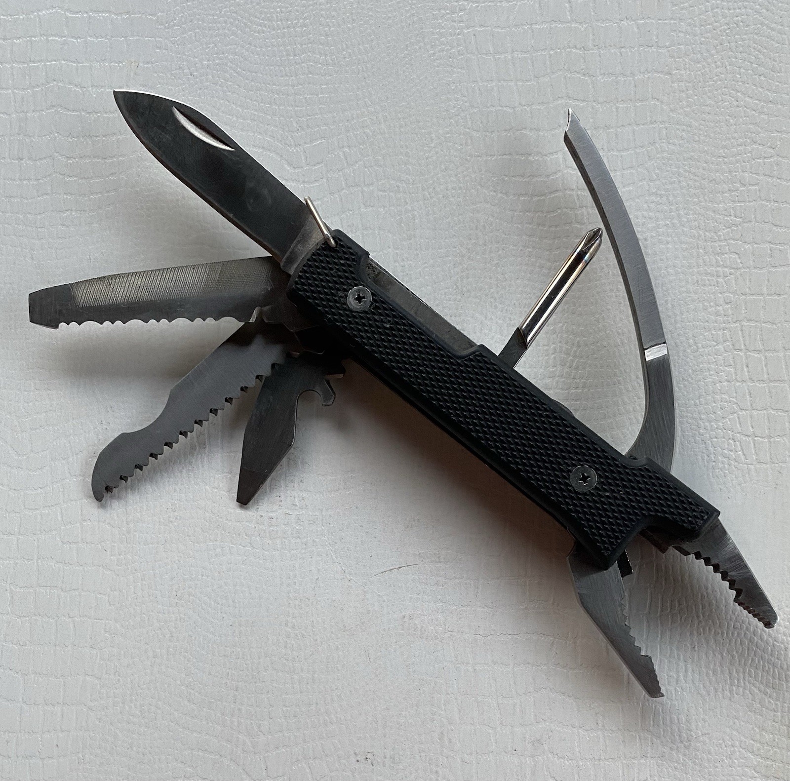 VINTAGE MULTI Tool w/SHEATH 14 Tool “POCKET Mechanic TOOL” Used USA Made