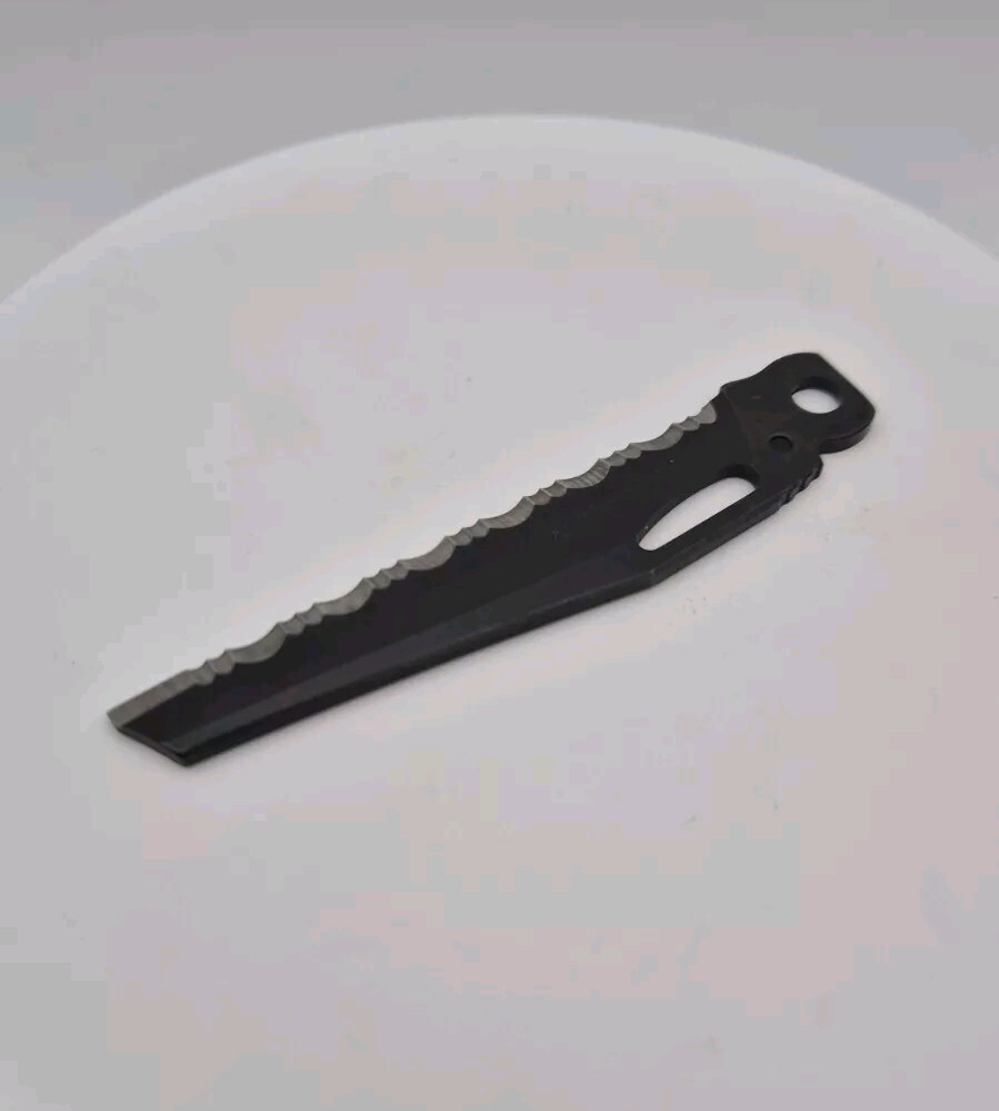 Leatherman Wave Plus – New & Genuine Replacement – 420HC Serrated Knife Black