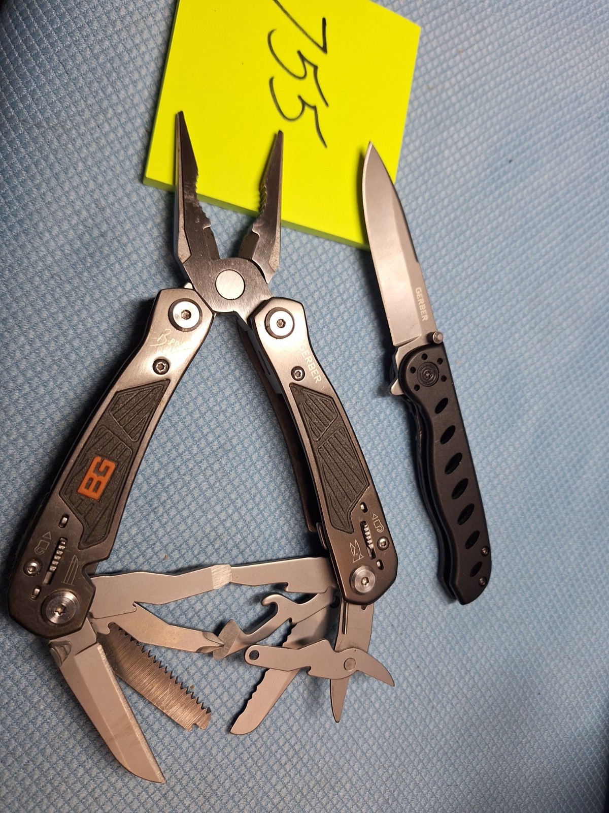 2 GERBER ITEMS BG MULTI TOOL / EVO JR KNIFE EXCELLENT Lot 755