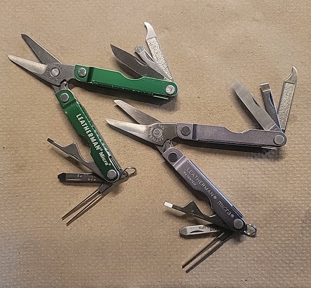 2 Leatherman Micra Multi Tools SILVER GRAY GREEN Very Good Condition Lot E