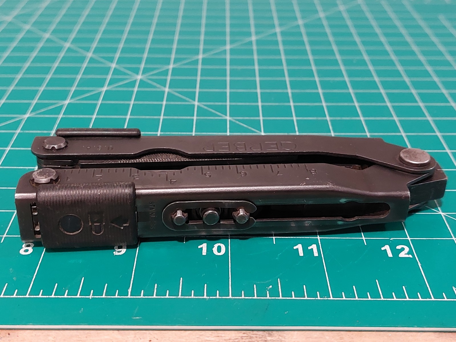 Gerber Multi-plier 600 MP 600 bluntnose Multi Tool Black Fair Shape