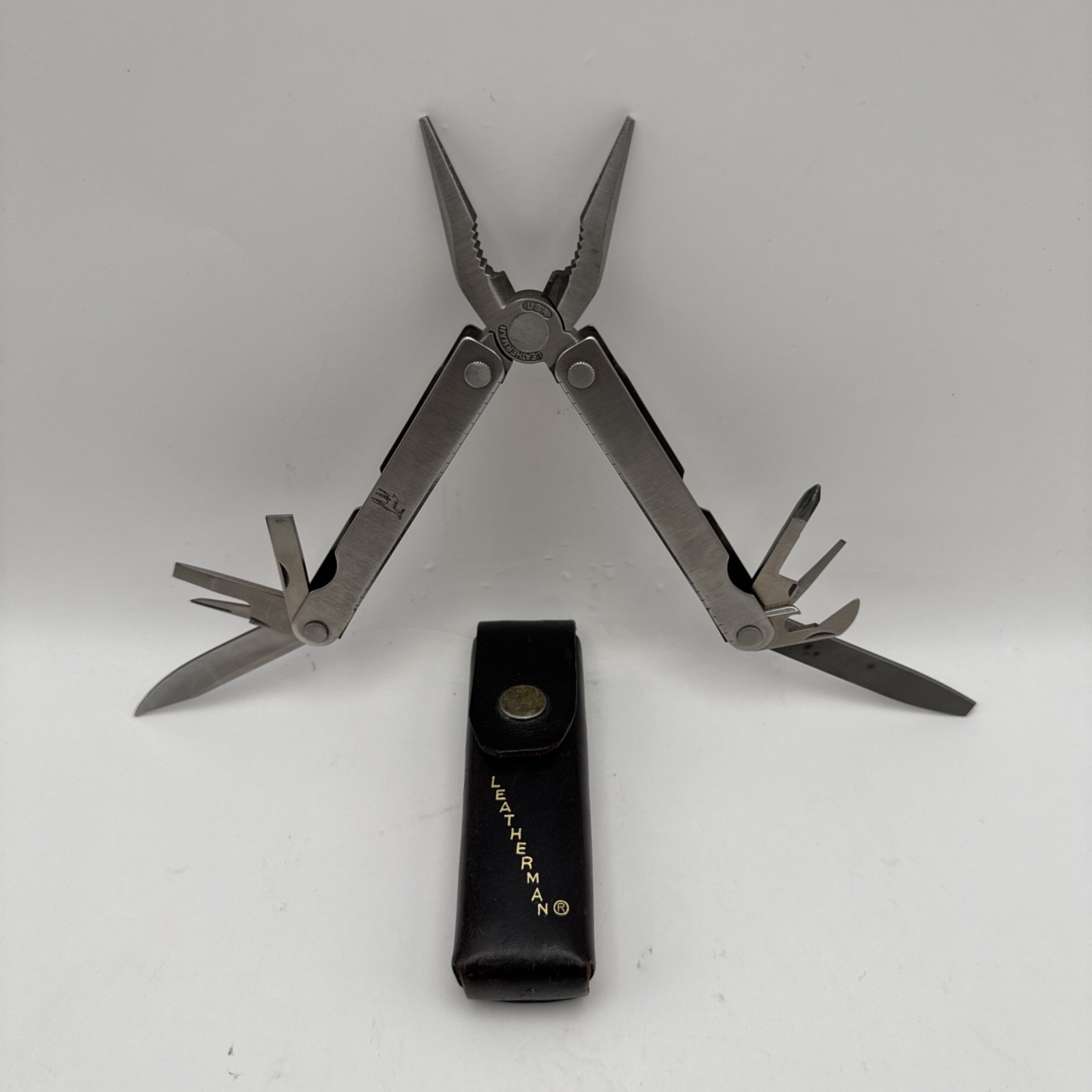 Early Vintage Leatherman Pocket Survival Tool (PST) w/ Original Leather Sheath