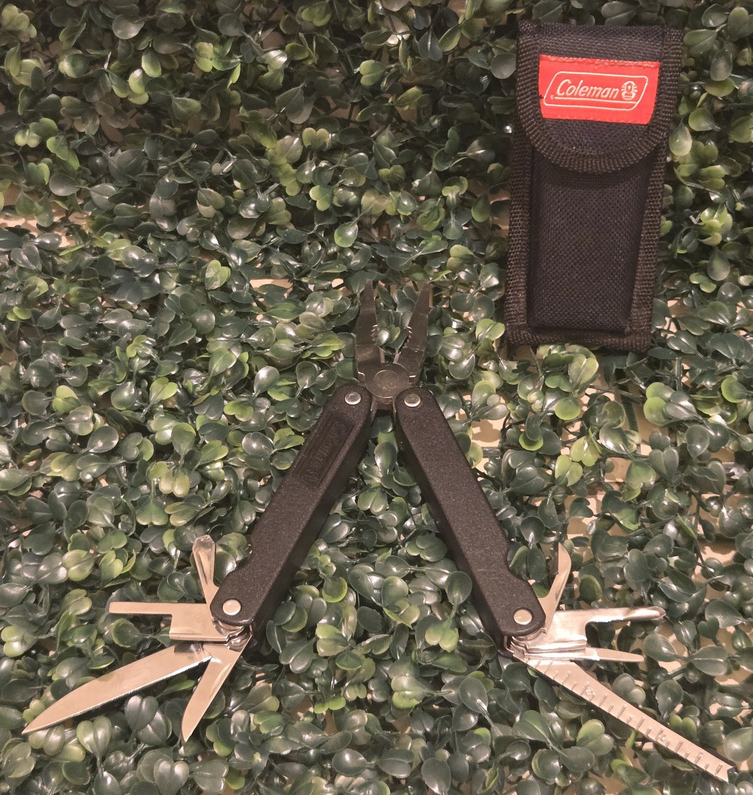 Coleman Multitool with Carrying Case