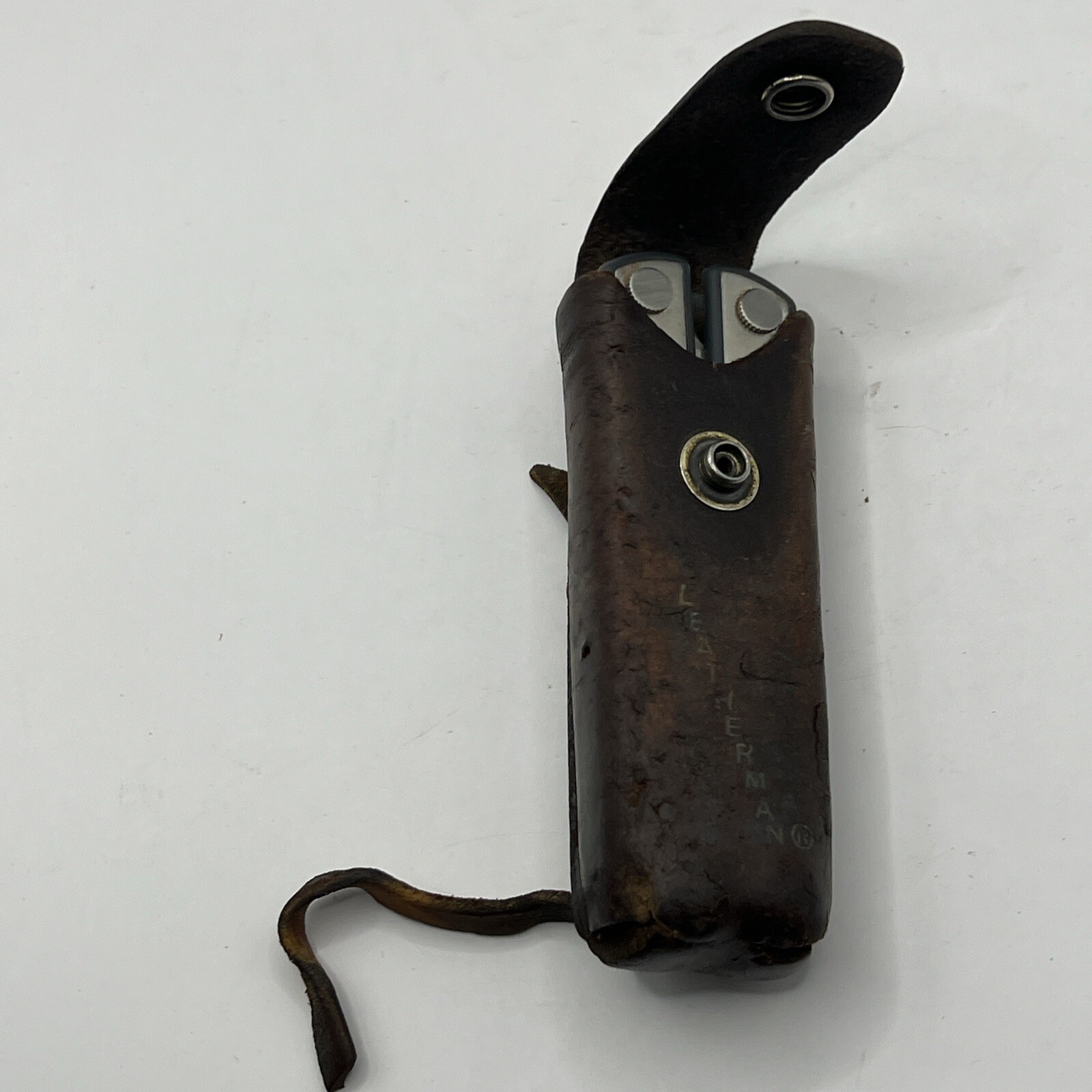 Leatherman Kick Multi-ToolbKnifebPliersvRetired Collectible Leather Sheath Used