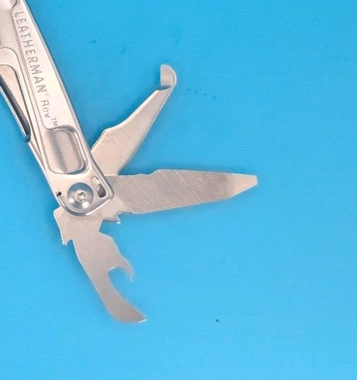Leatherman Rev 3.8″ Multi-Tool, Stainless!