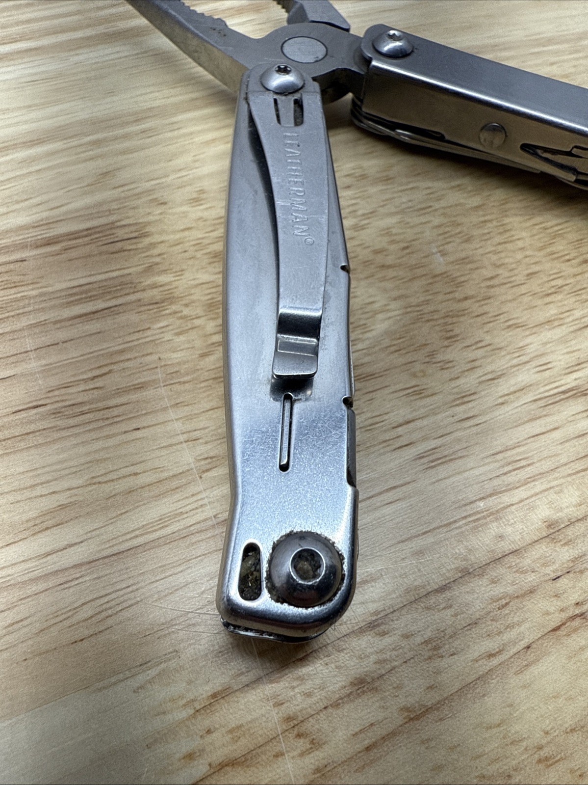 Leatherman Wingman Multi-tool Only – No Box/Sheath (832523)