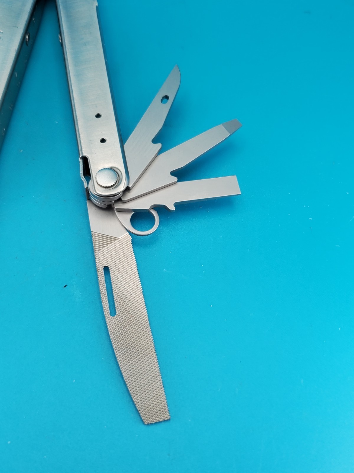 LEATHERMAN Bond Multitool, Stainless Steel Everyday Tool!