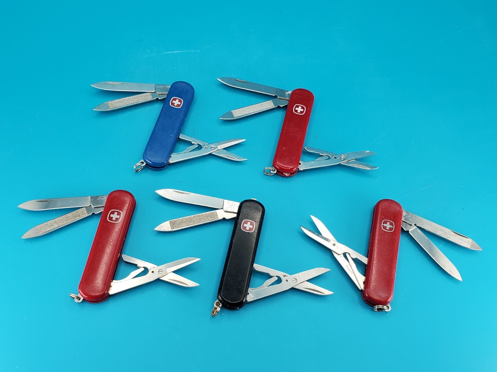 Lot of 5 Wenger Esquire Swiss Army Knife Multi Tools!