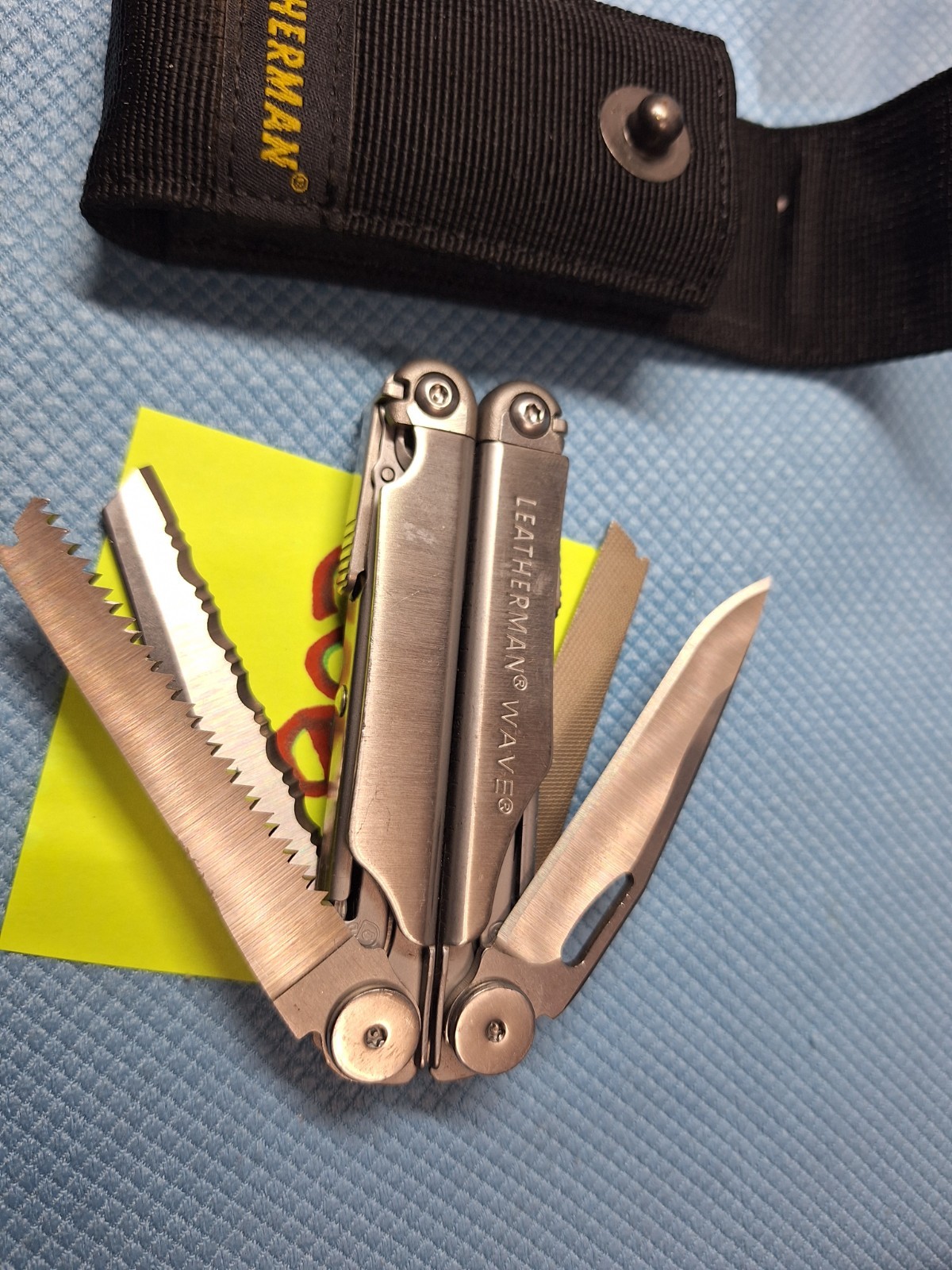 1 Leatherman WAVE Multi Tool FISHING Camping NEW OTHER LOC C06