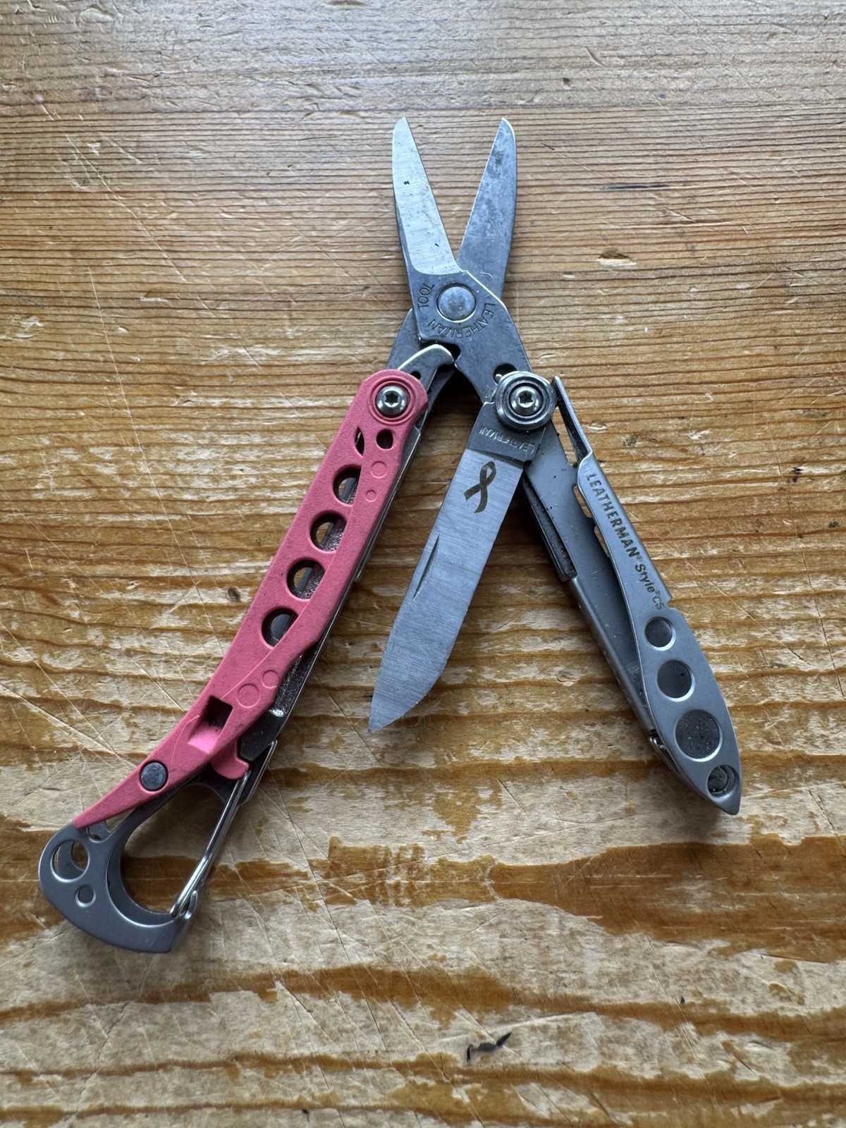 Leatherman Style CS Multi-Tool Pocket Knife Pink Breast Cancer Awareness- Retire