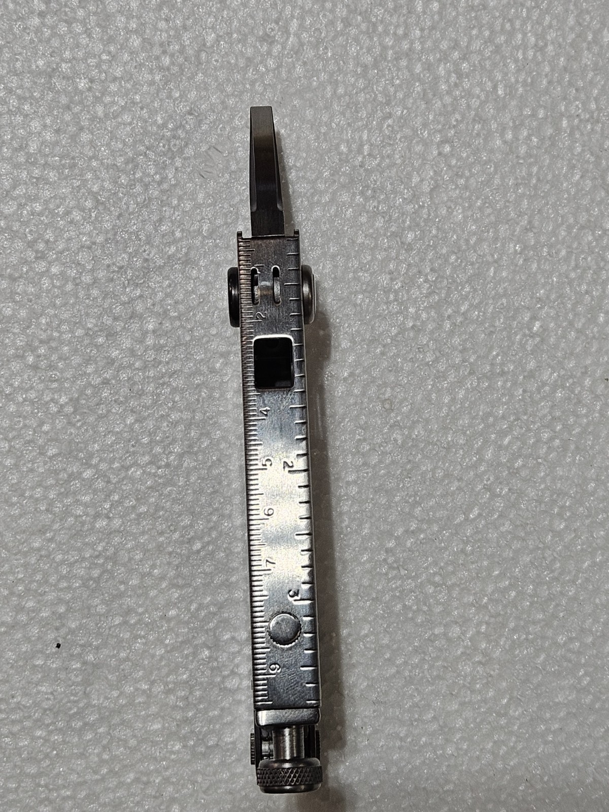 Leatherman Crunch multitool, LEATHER sheath. Made in USA. NEW UNUSED